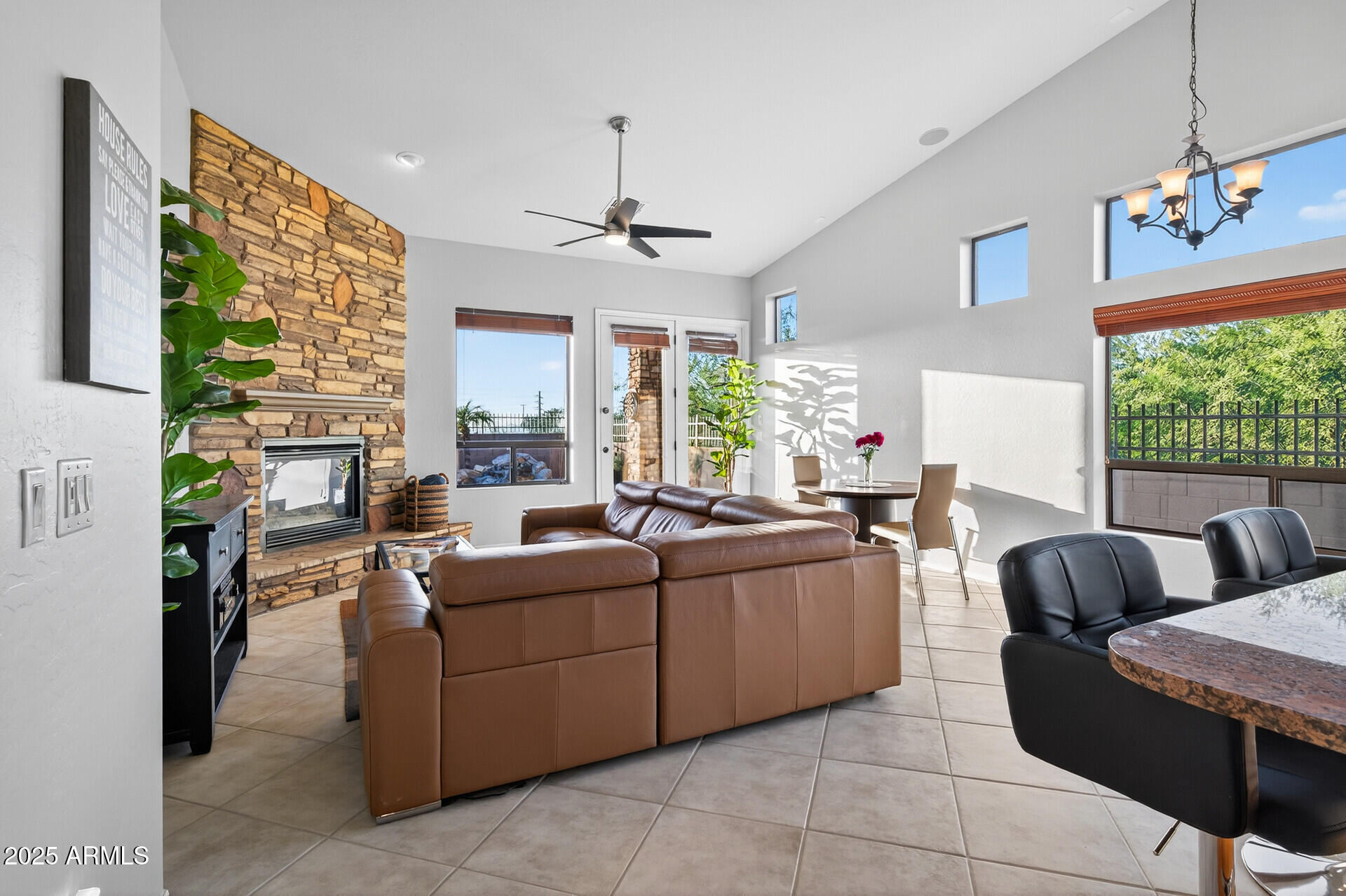 3558 N SONORAN Hills