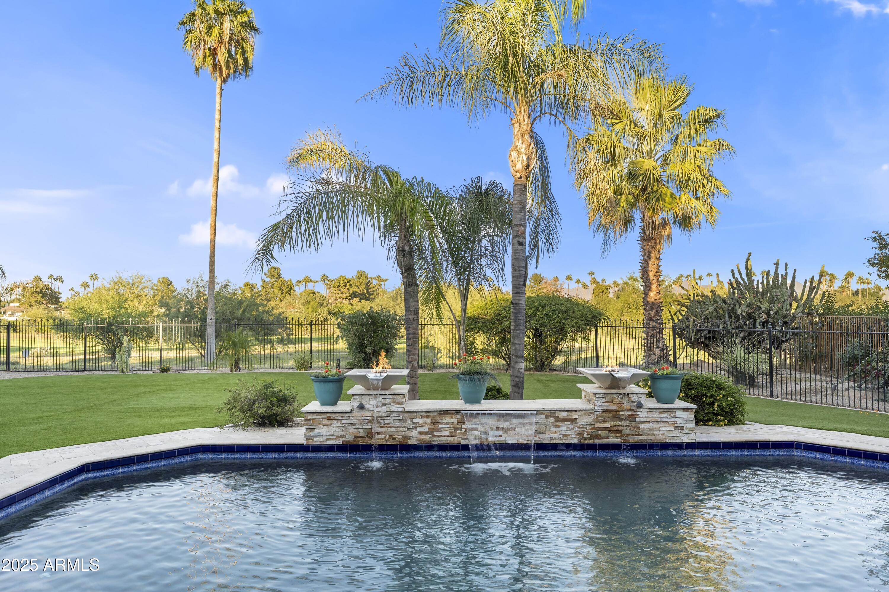 8560 N CANTA BELLO Drive