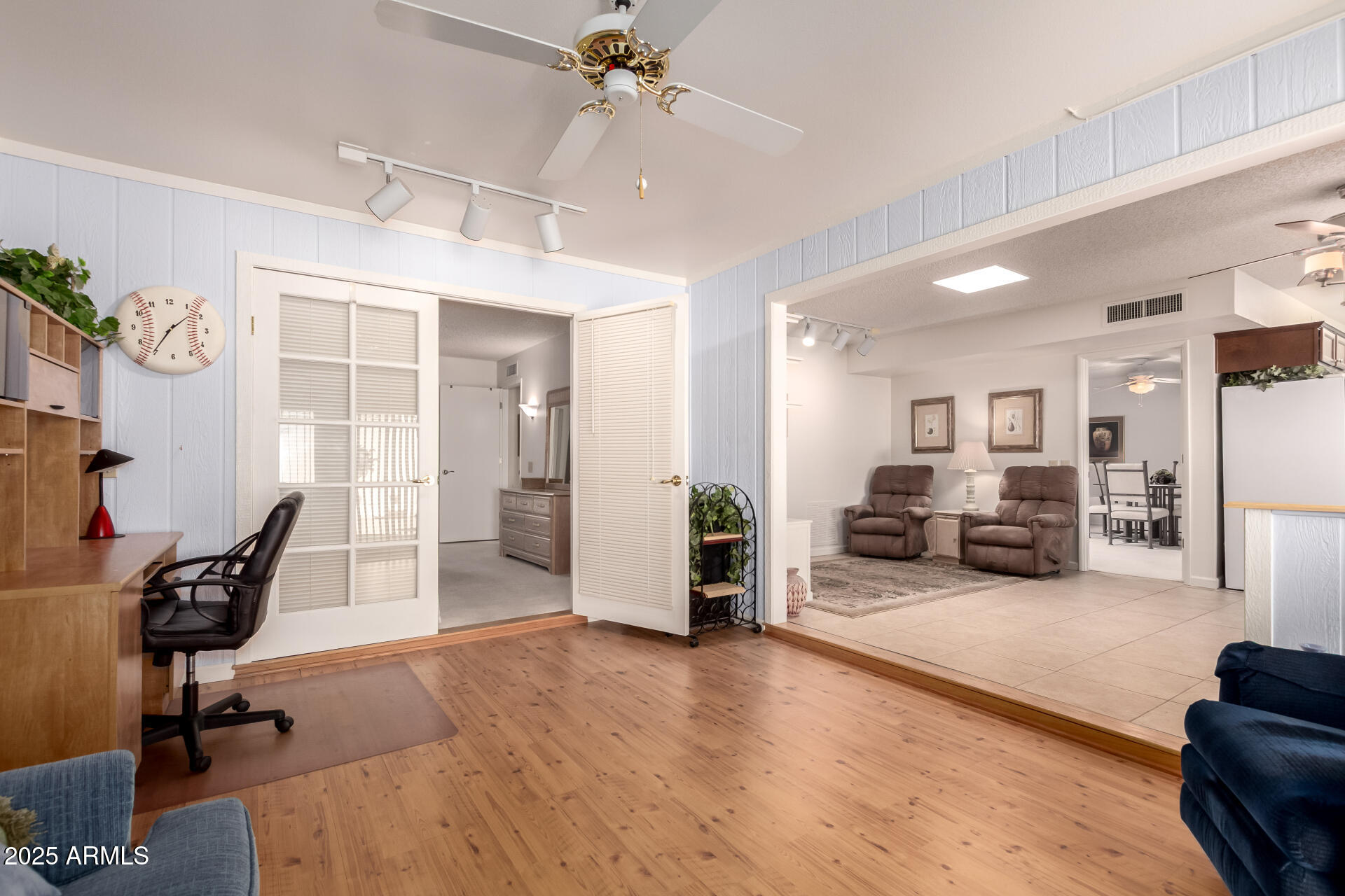 13412 W DESERT GLEN Drive