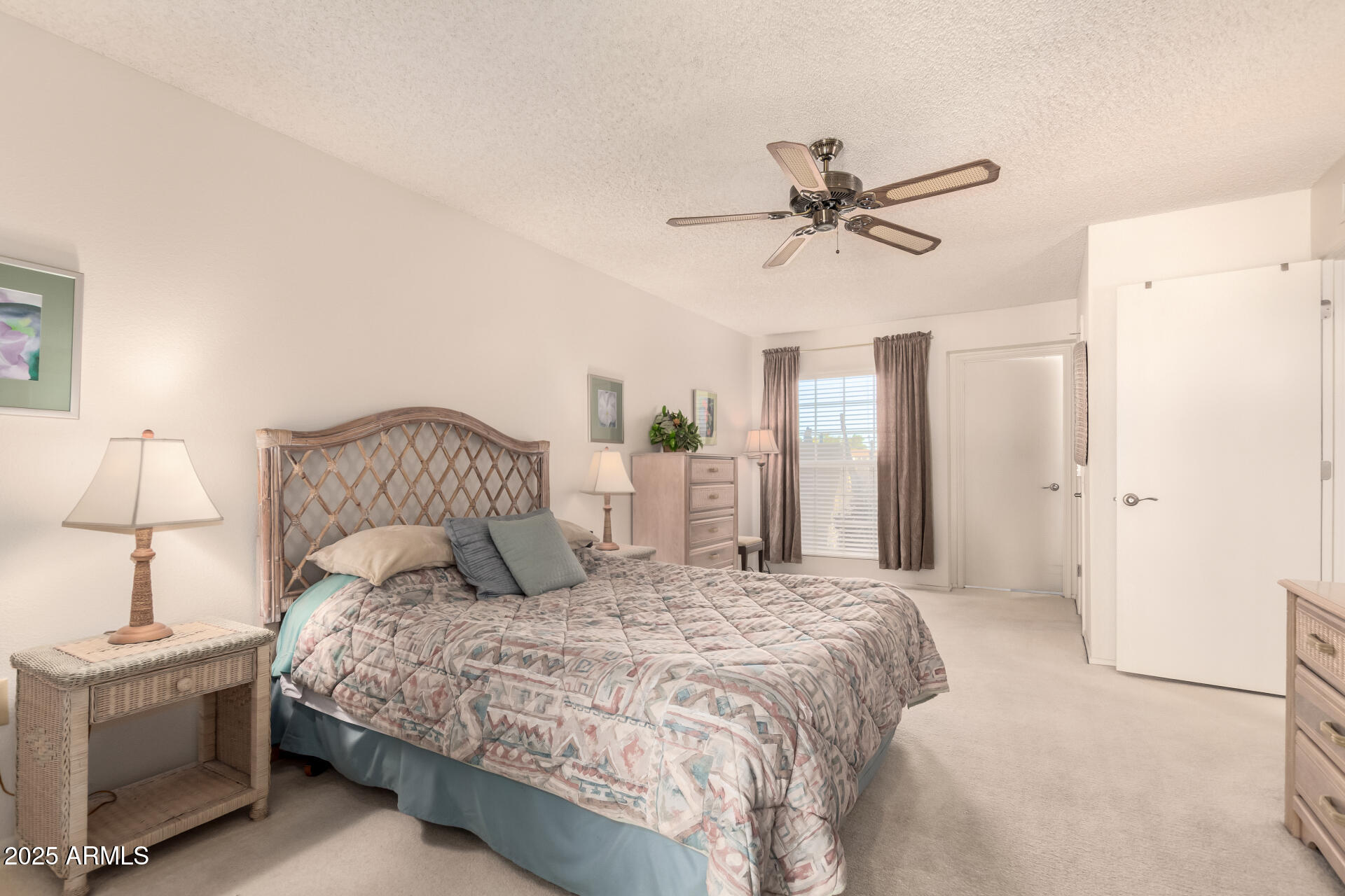 13412 W DESERT GLEN Drive