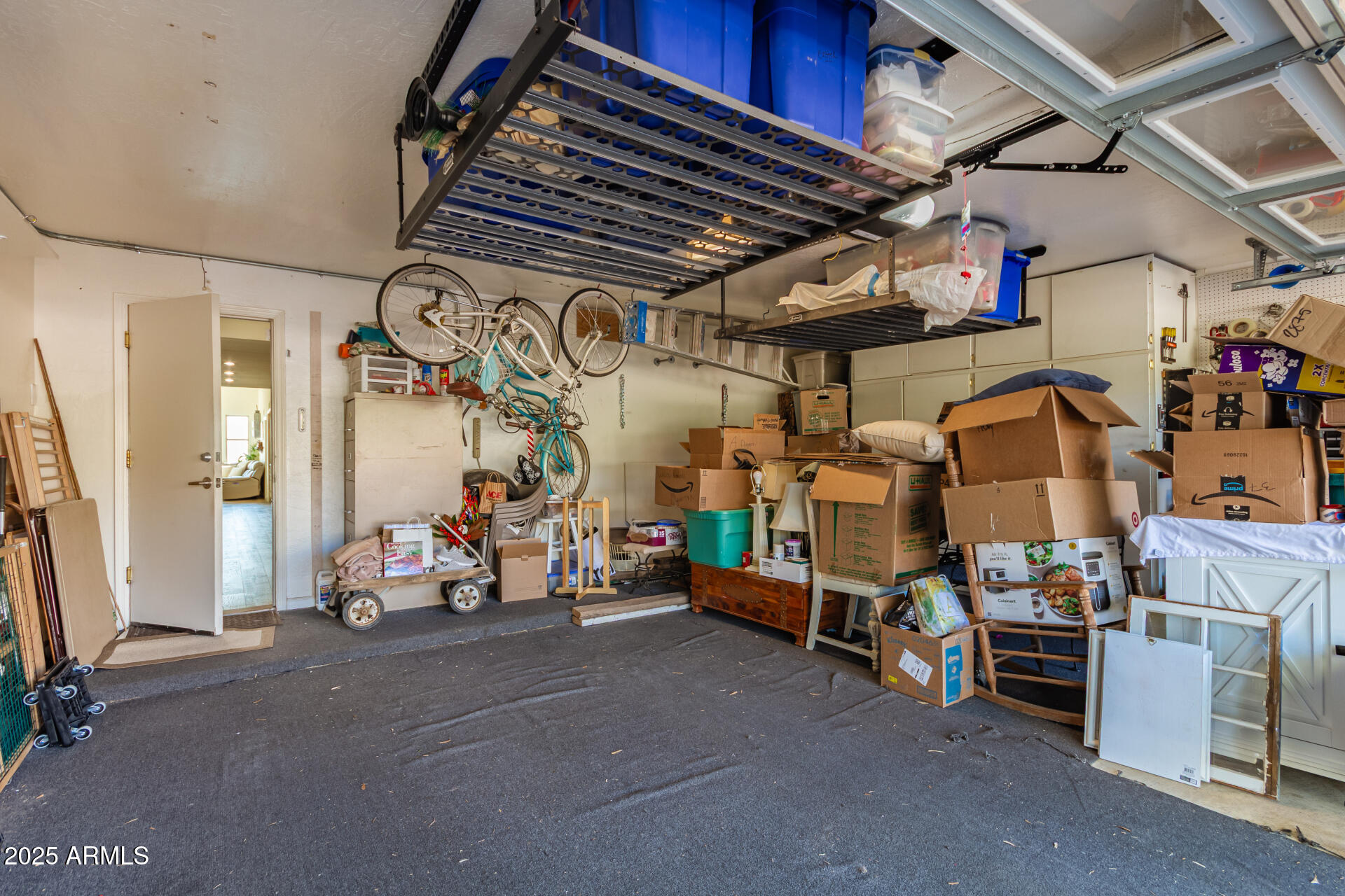 3800 E Lincoln Drive E, 37