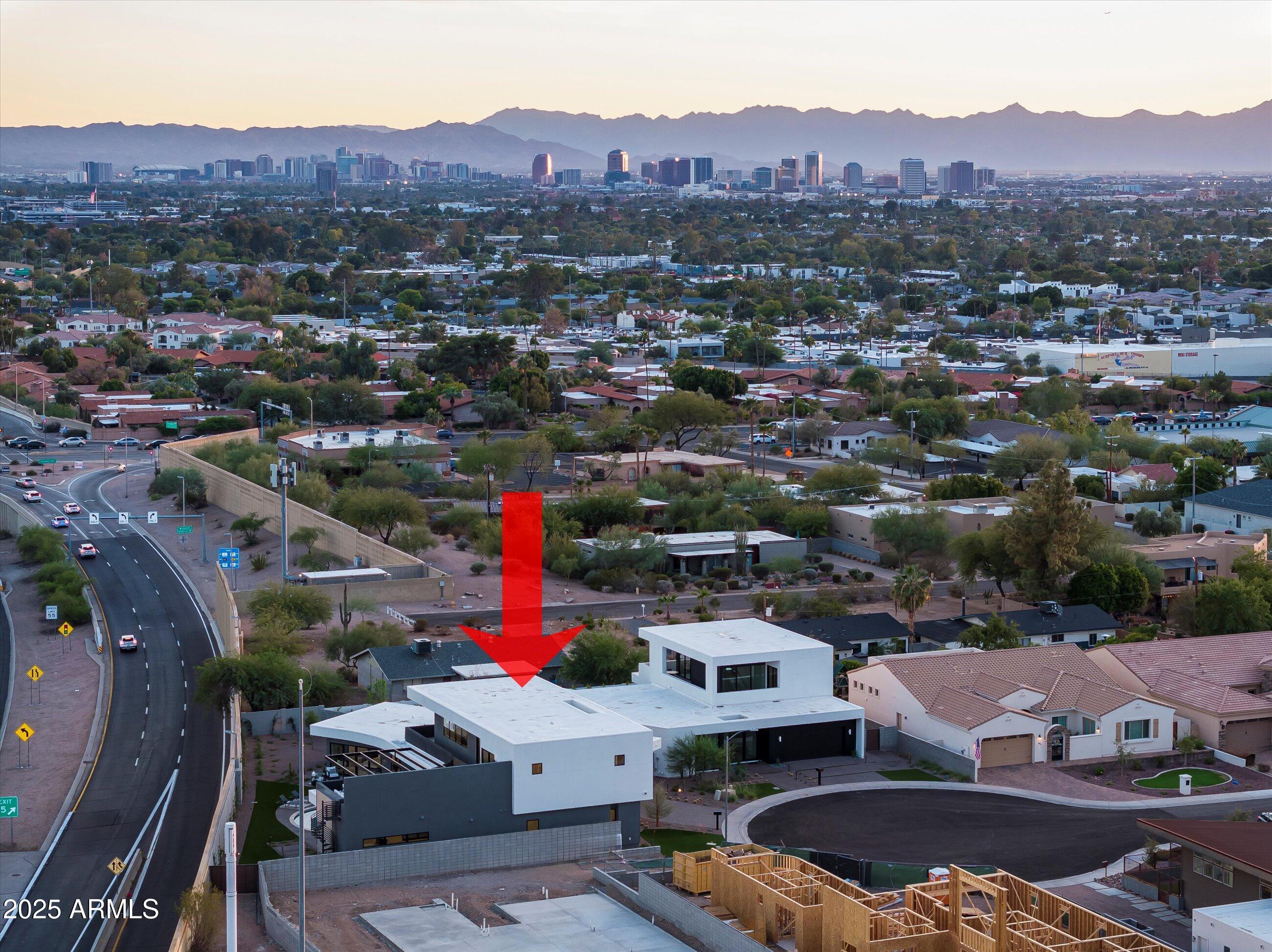 1831 E PALMAIRE Avenue