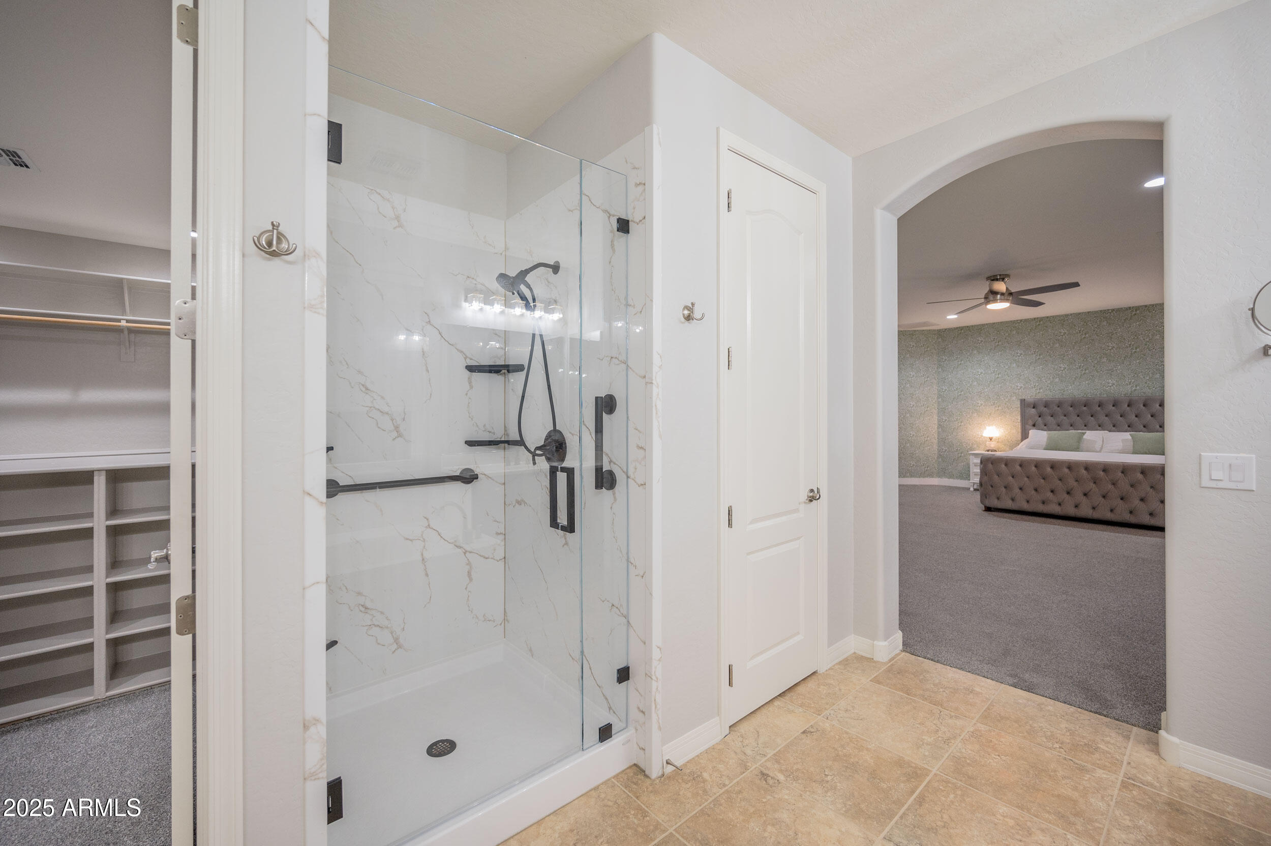 6311 S Roanoke Street