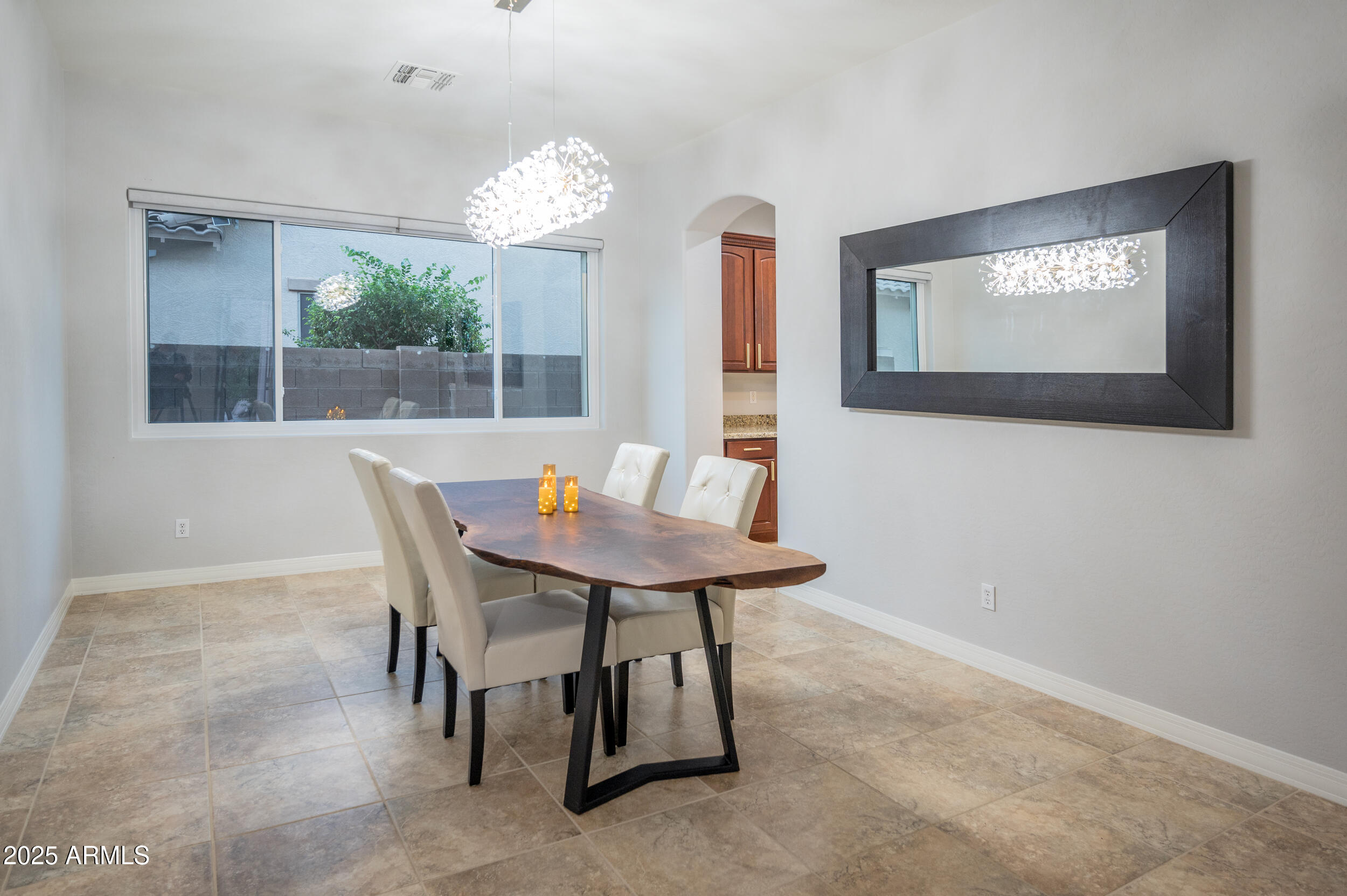 6311 S Roanoke Street