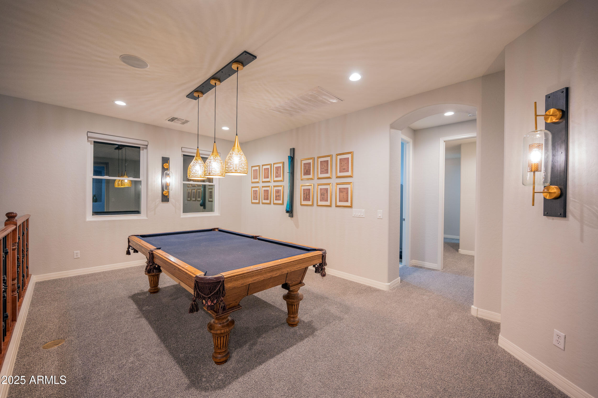 6311 S Roanoke Street