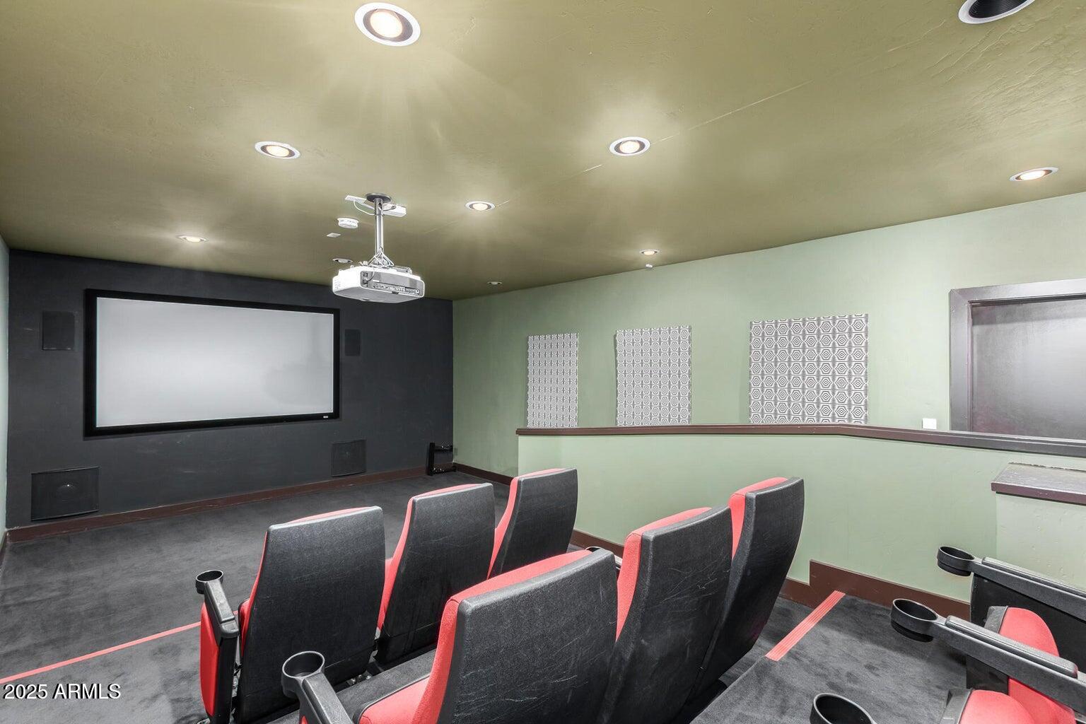 4750 N CENTRAL Avenue L8