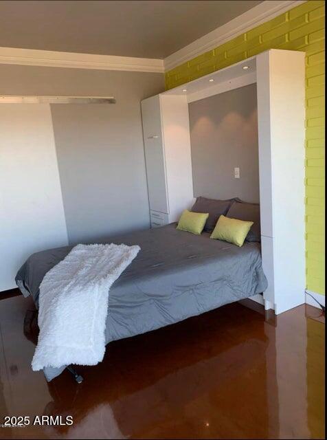 4750 N CENTRAL Avenue L8