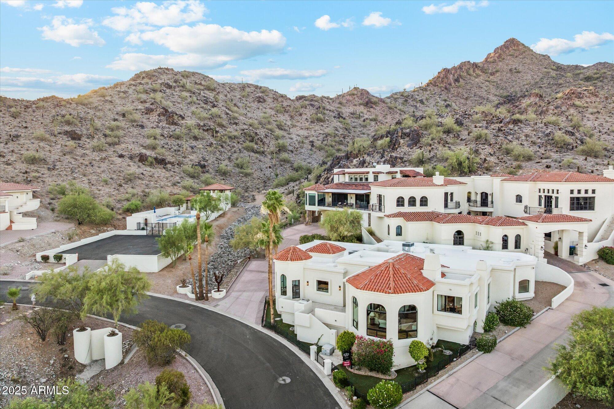 3800 E LINCOLN Drive, 54