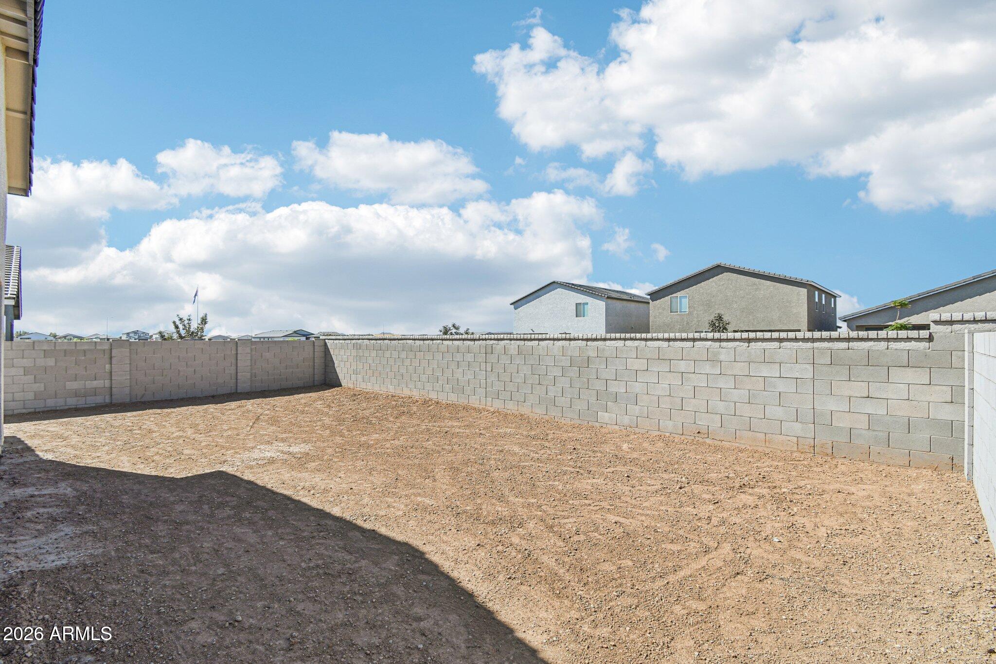 32116 N BUCKAROO Road