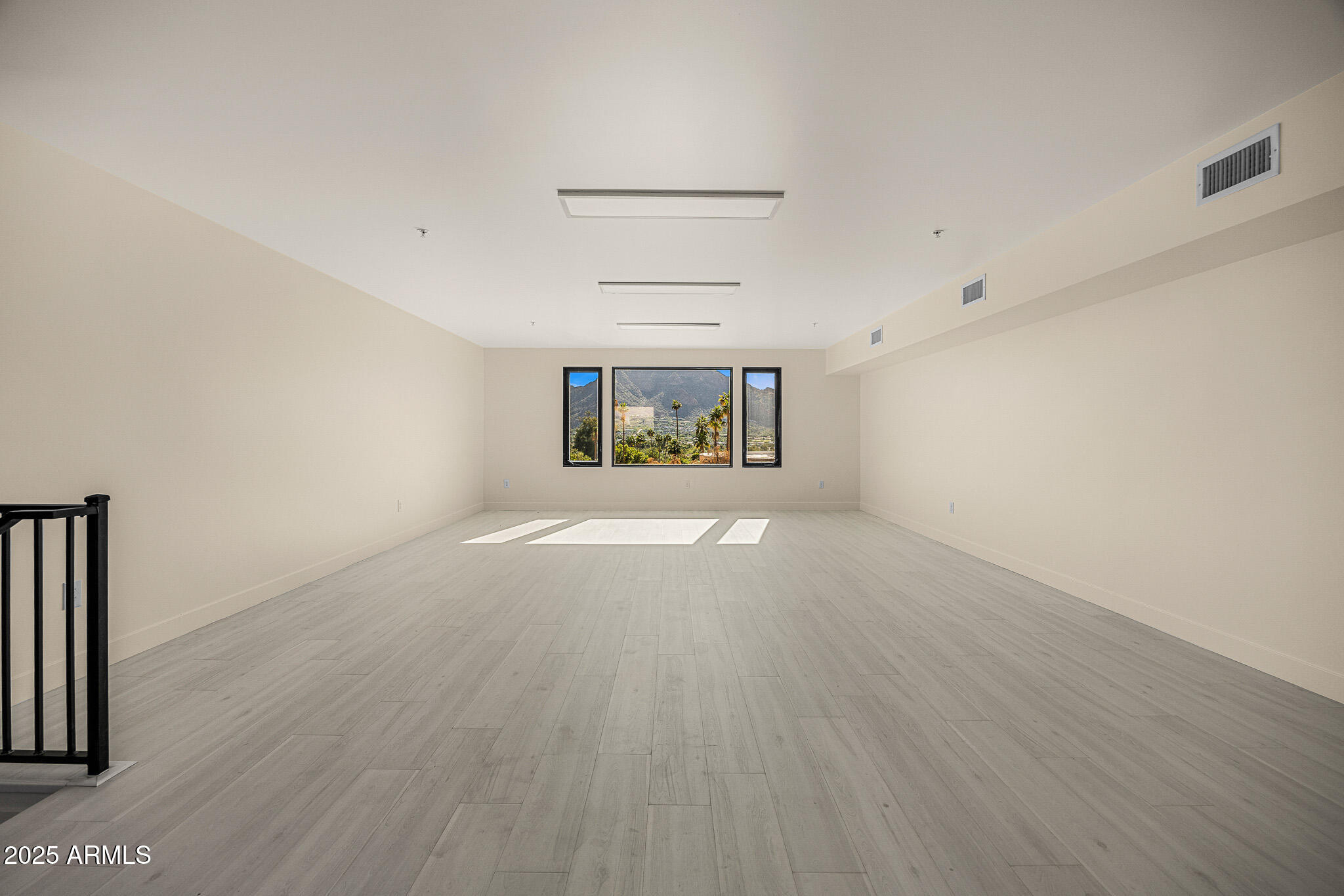 5826 E INDIAN BEND Road