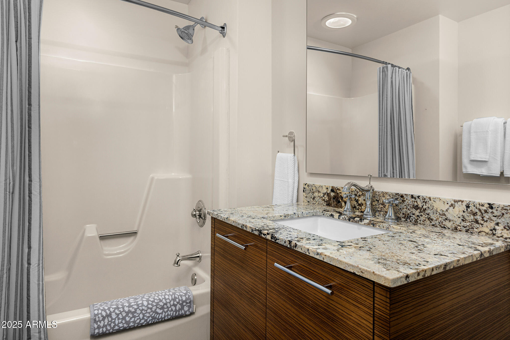 5826 E INDIAN BEND Road