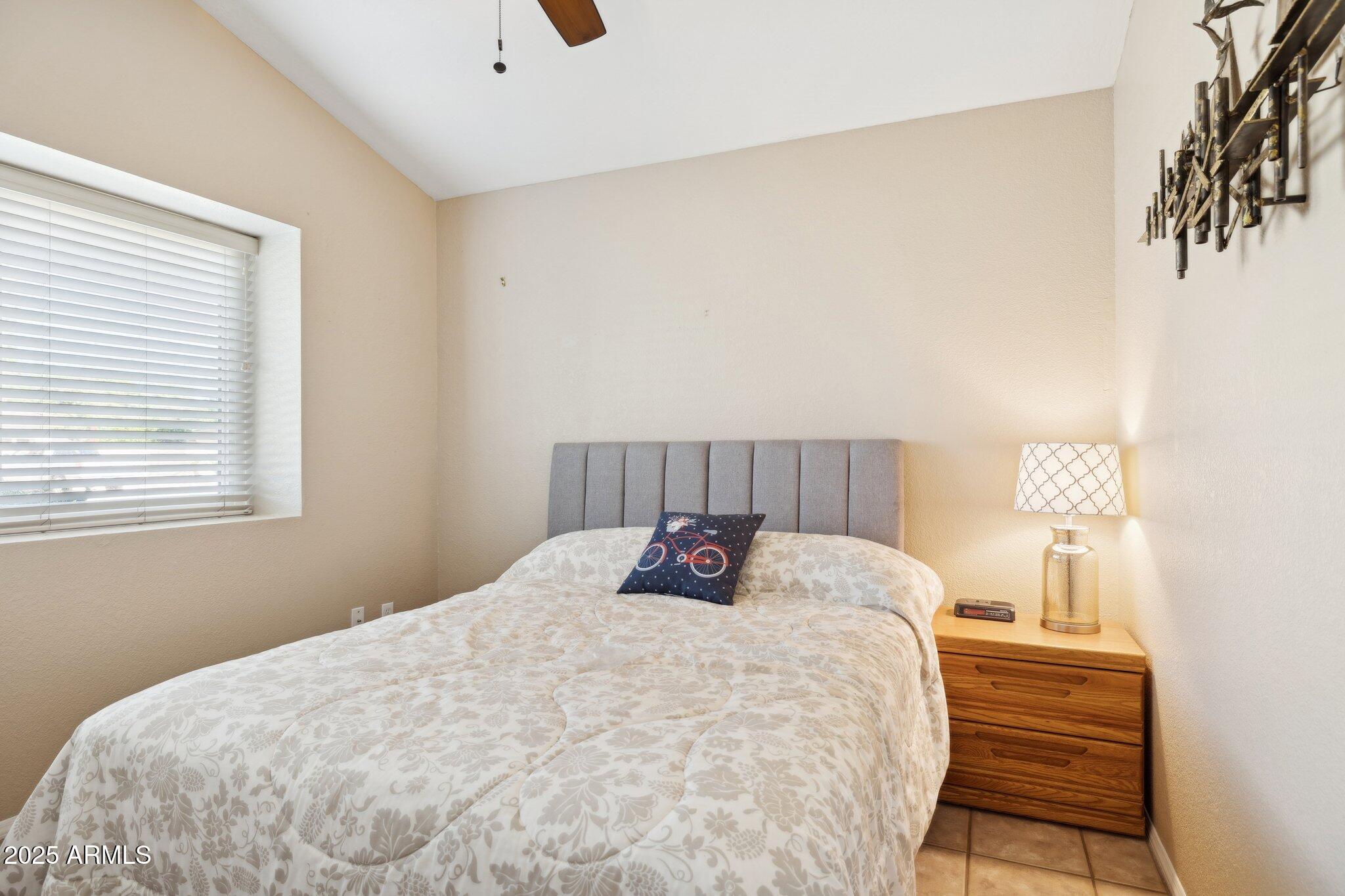 1467 E BOSTON Street