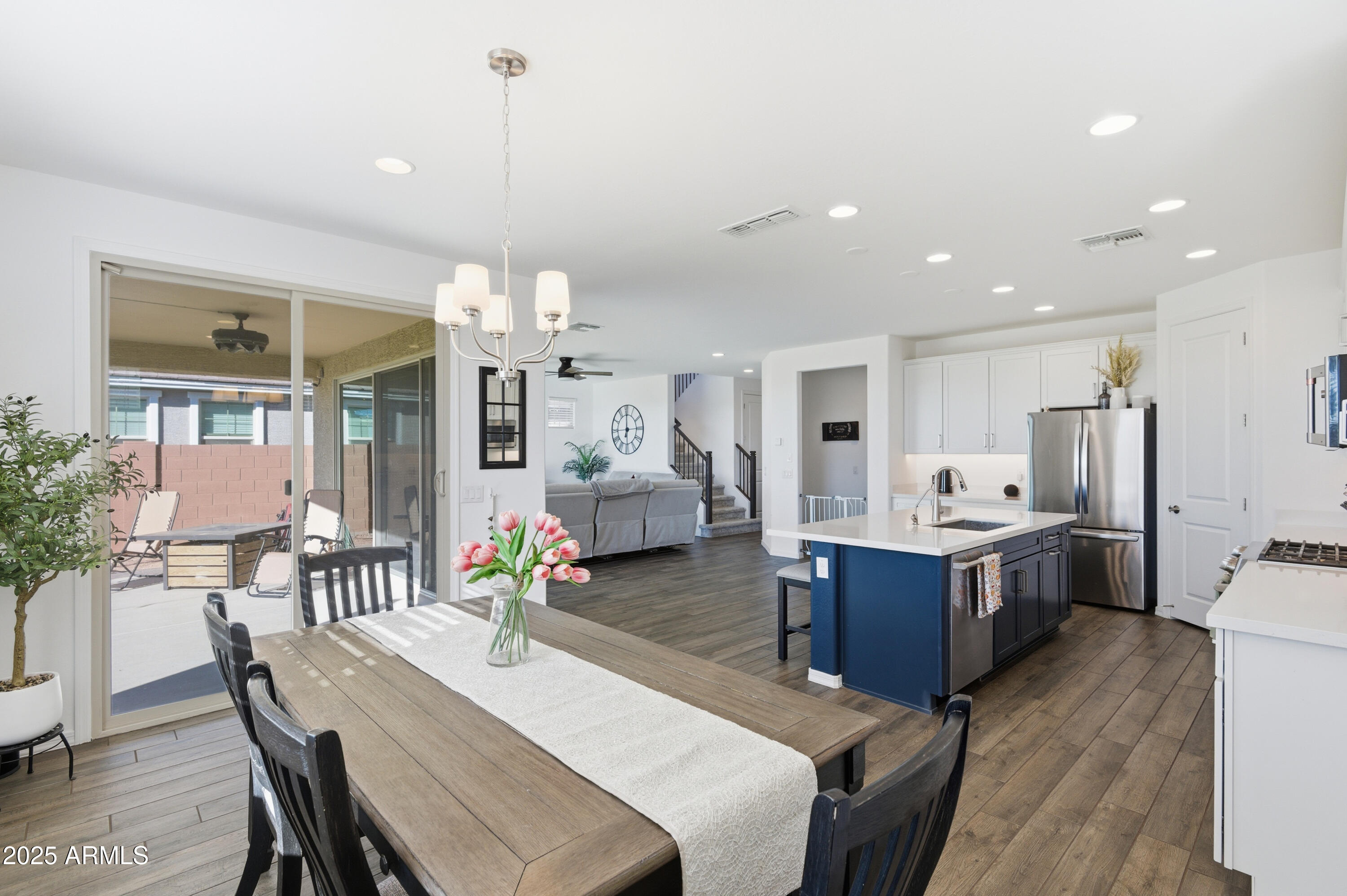 10941 E TEXAS Avenue