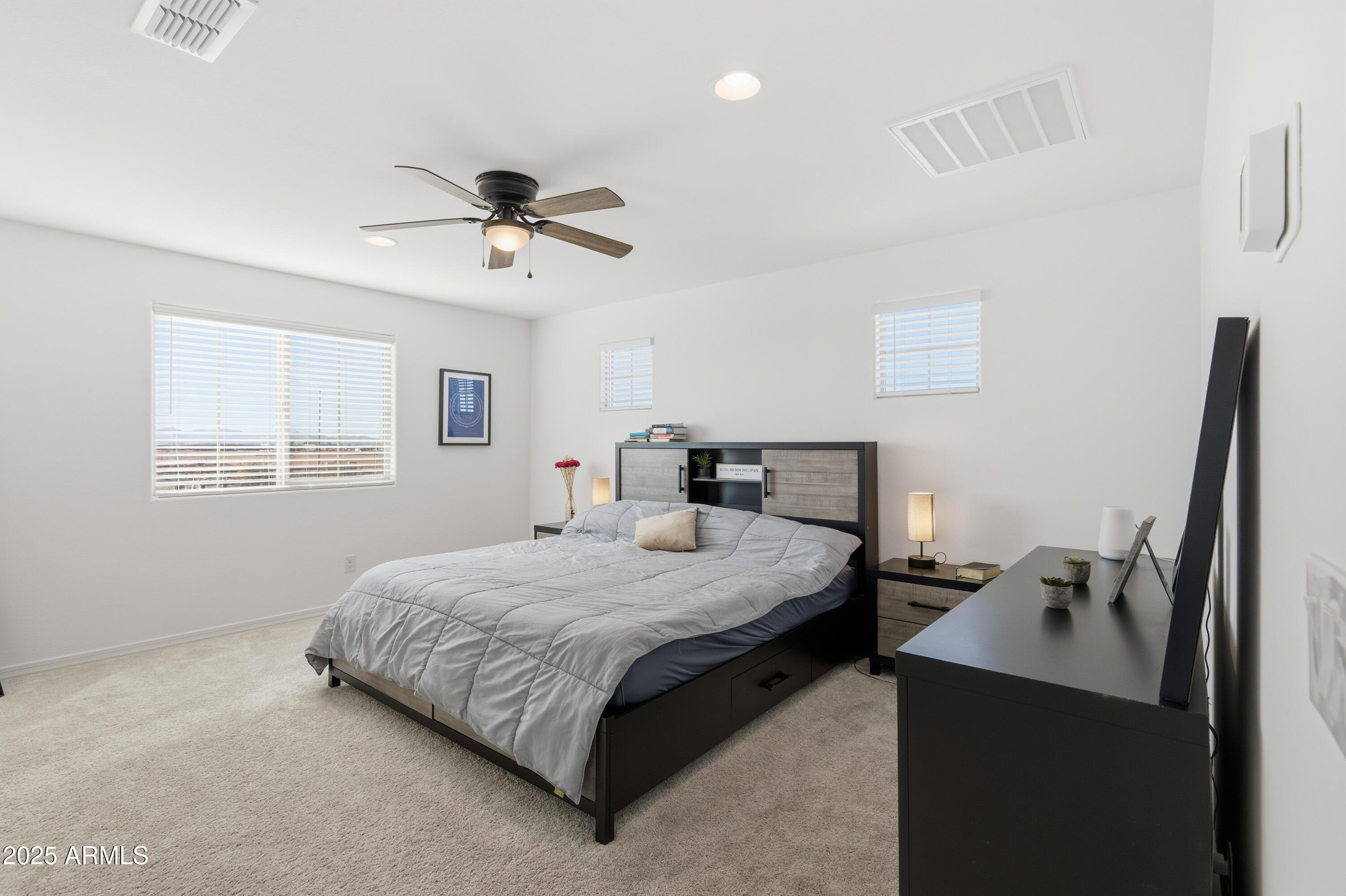 10941 E TEXAS Avenue