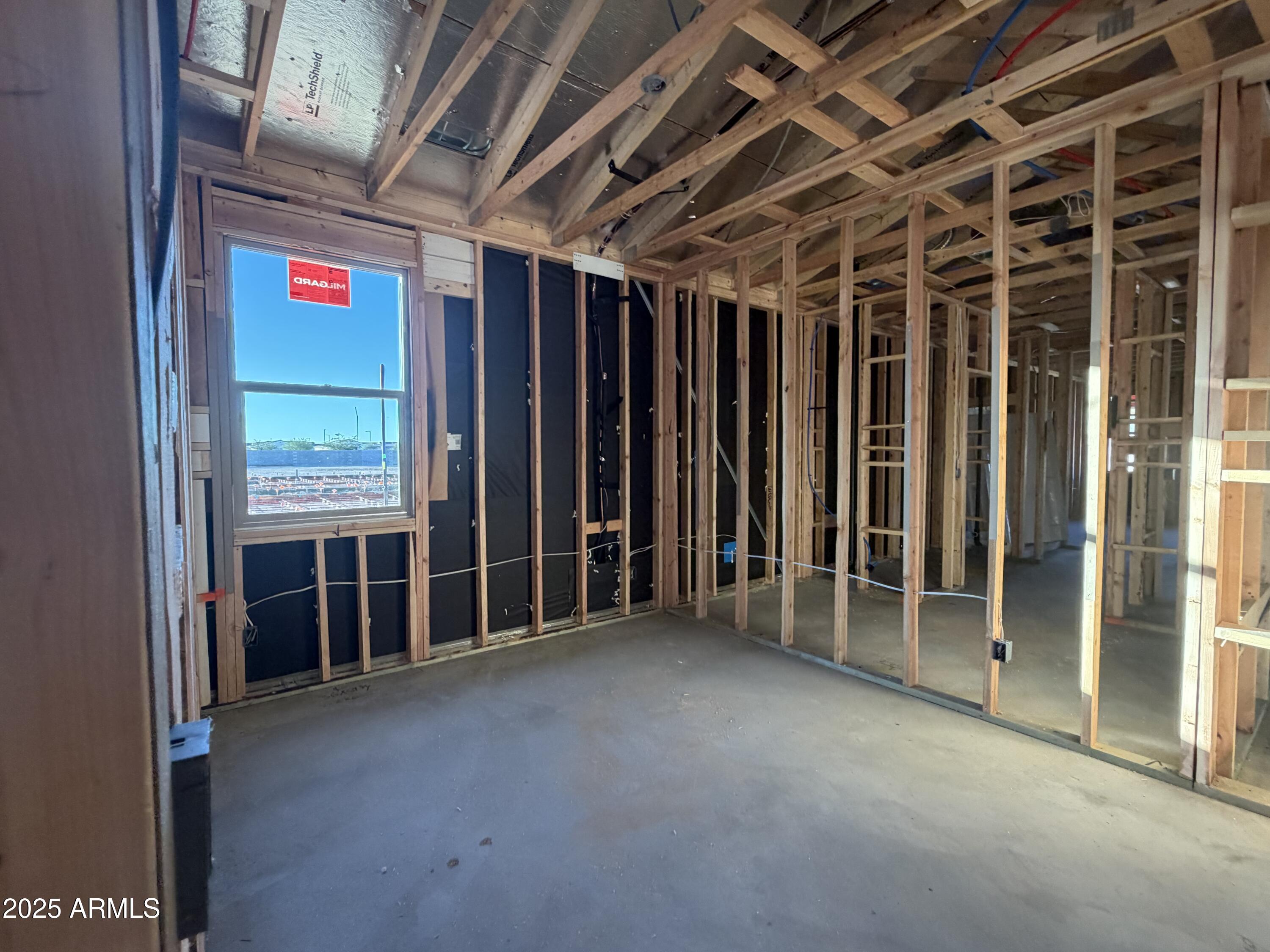 24200 W BOWKER Street