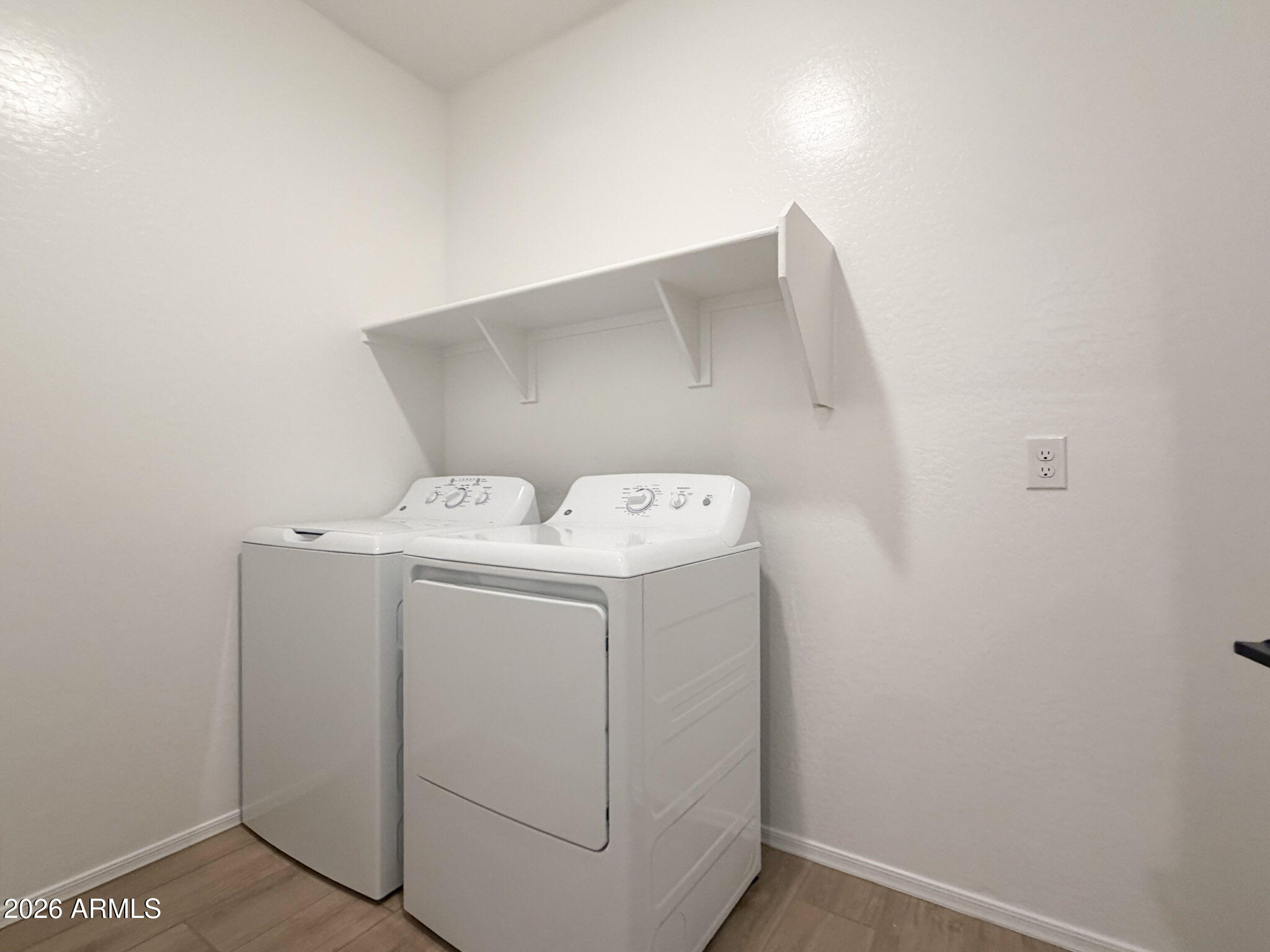 24200 W BOWKER Street