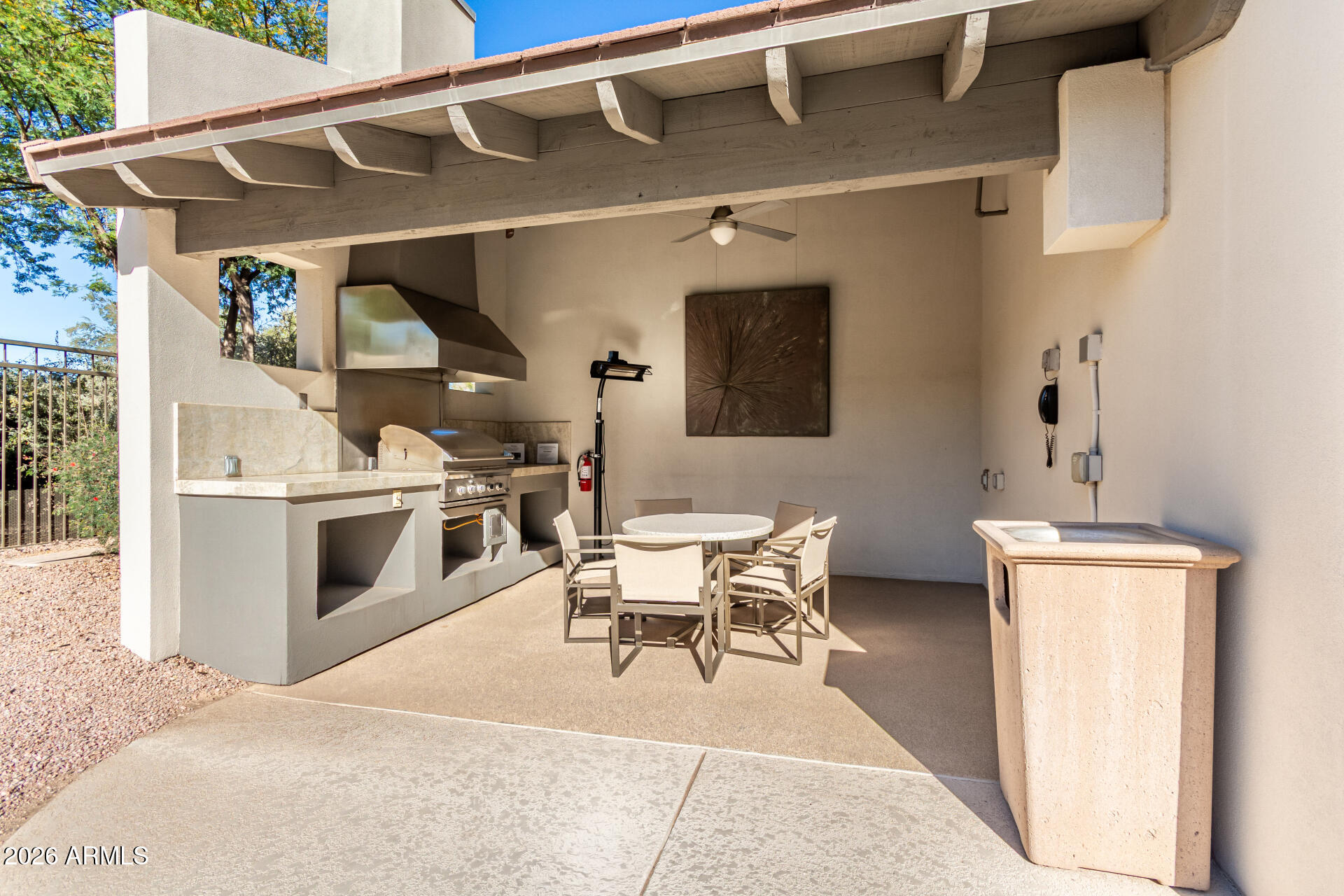 15802 N 71ST Street, 406