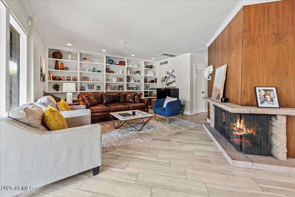 4721 E CALLE REDONDA