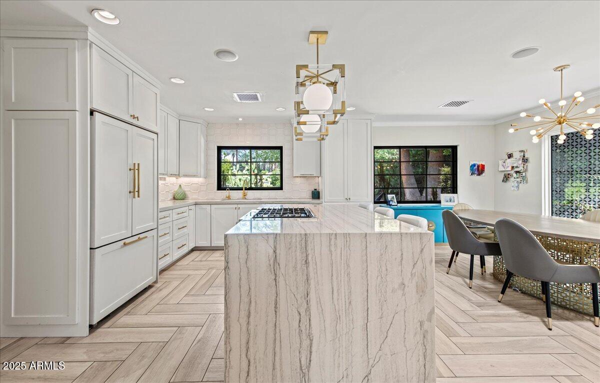 4721 E CALLE REDONDA