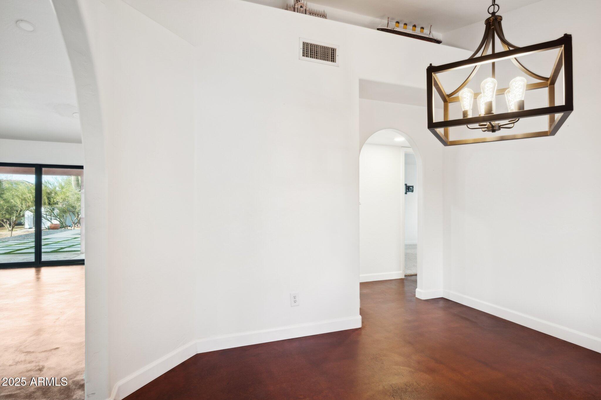 6548 E BARWICK Drive