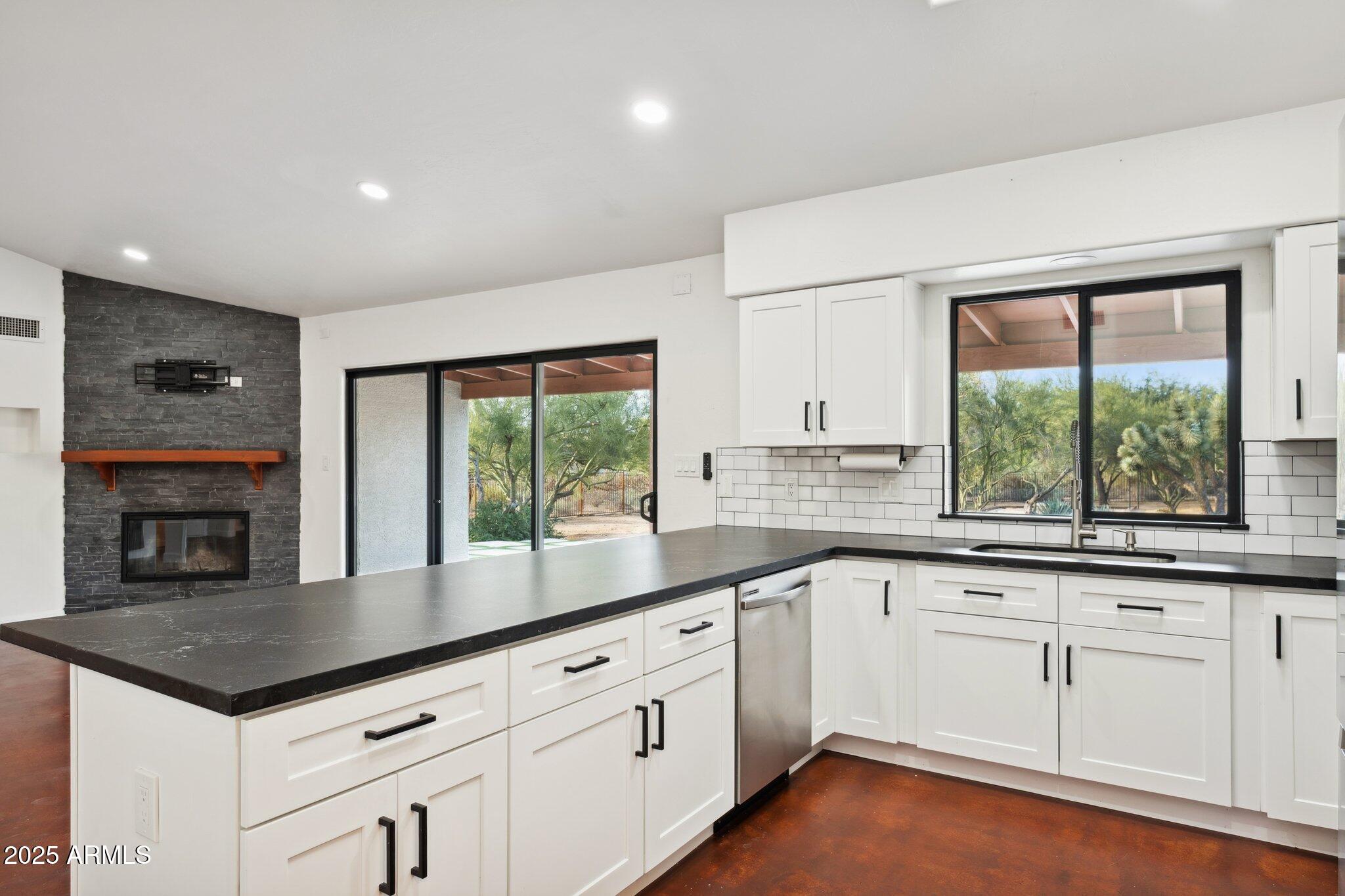 6548 E BARWICK Drive