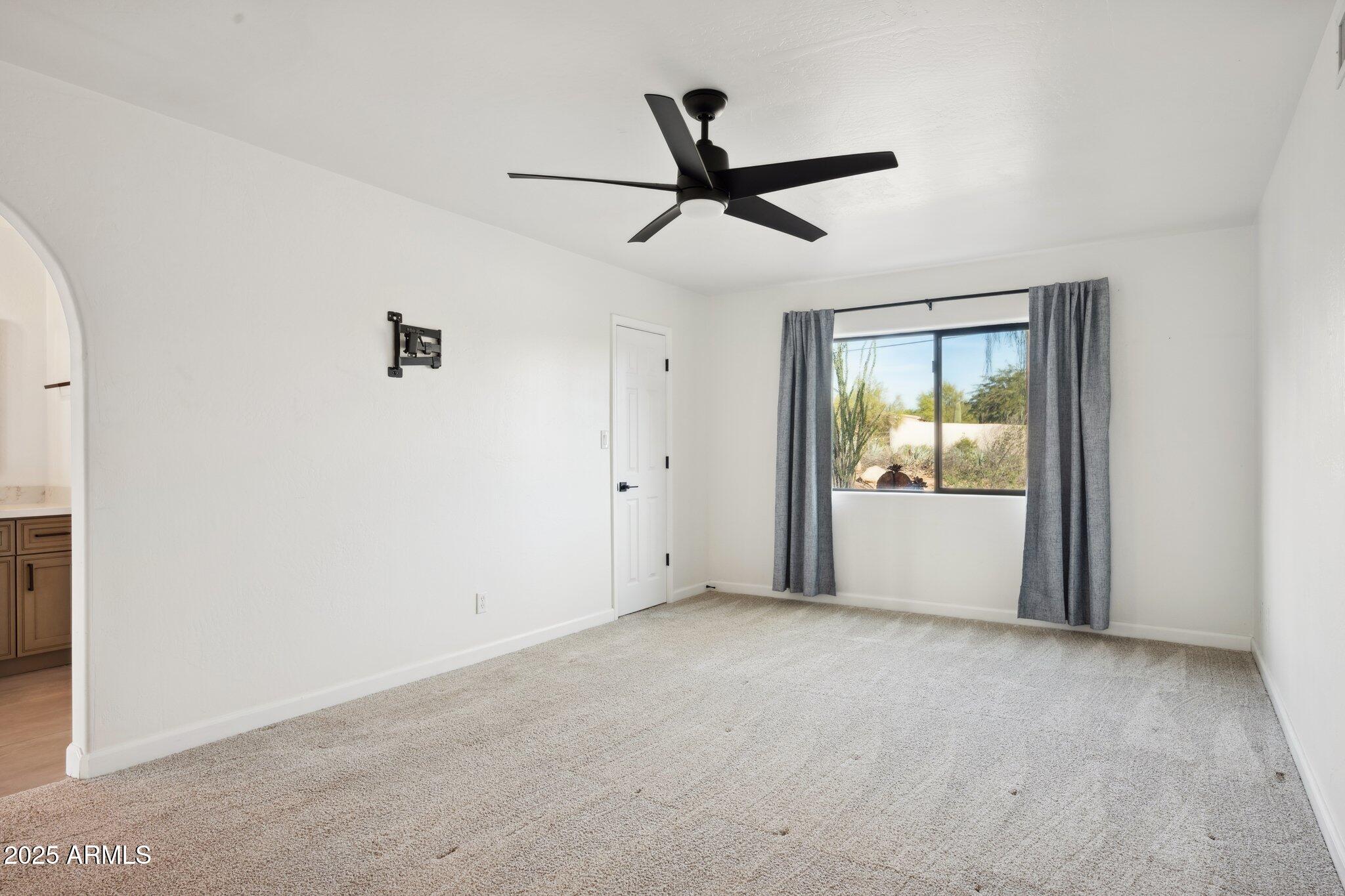 6548 E BARWICK Drive