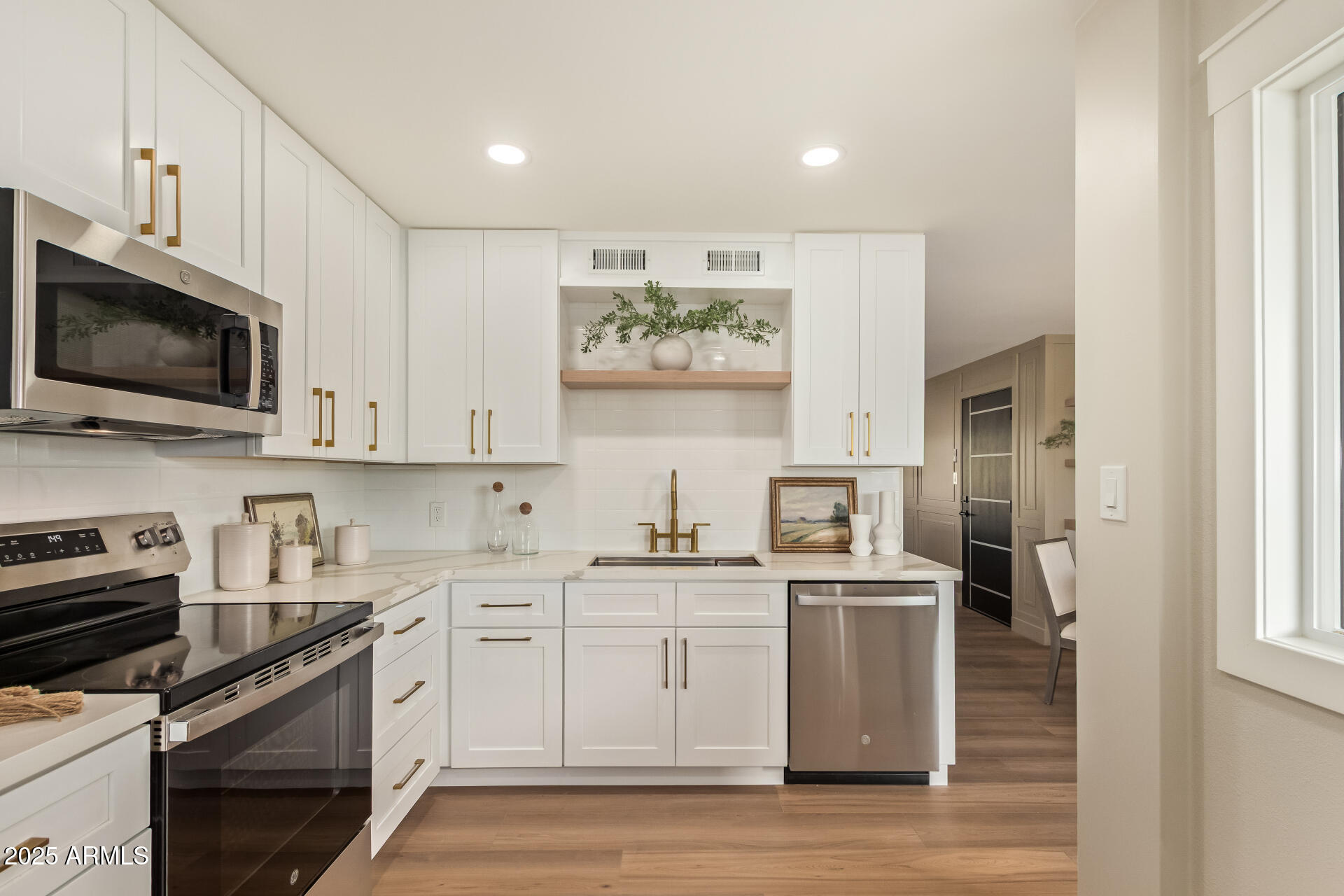 4201 E CAMELBACK Road 14