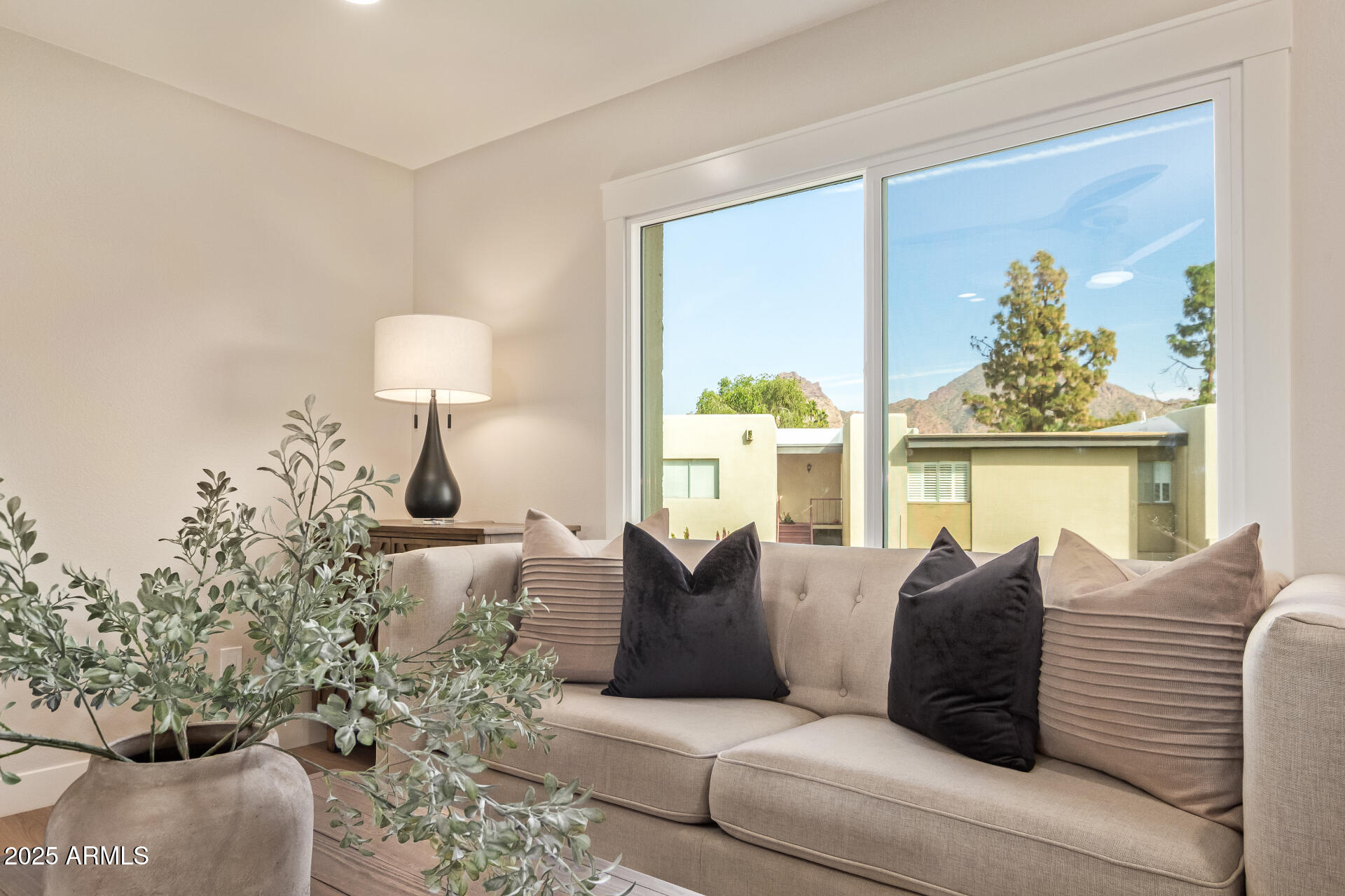 4201 E CAMELBACK Road 14