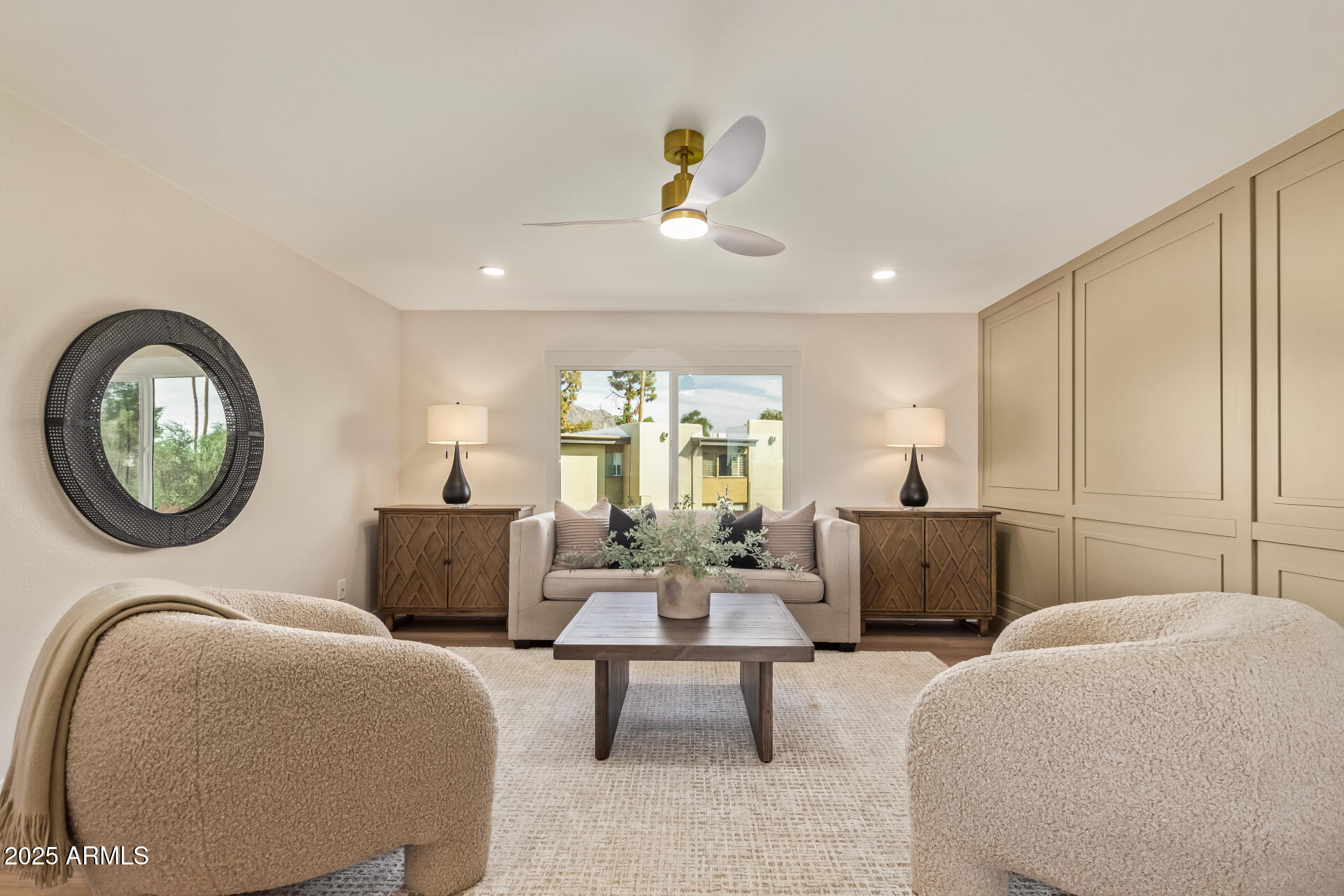 4201 E CAMELBACK Road 14