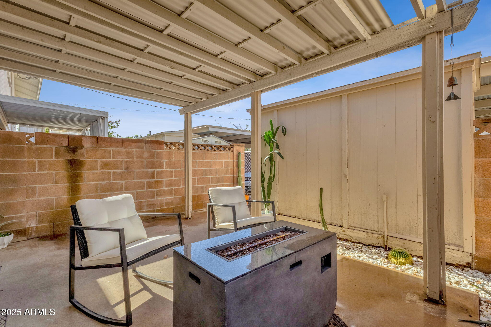 8430 E MONTEBELLO Avenue