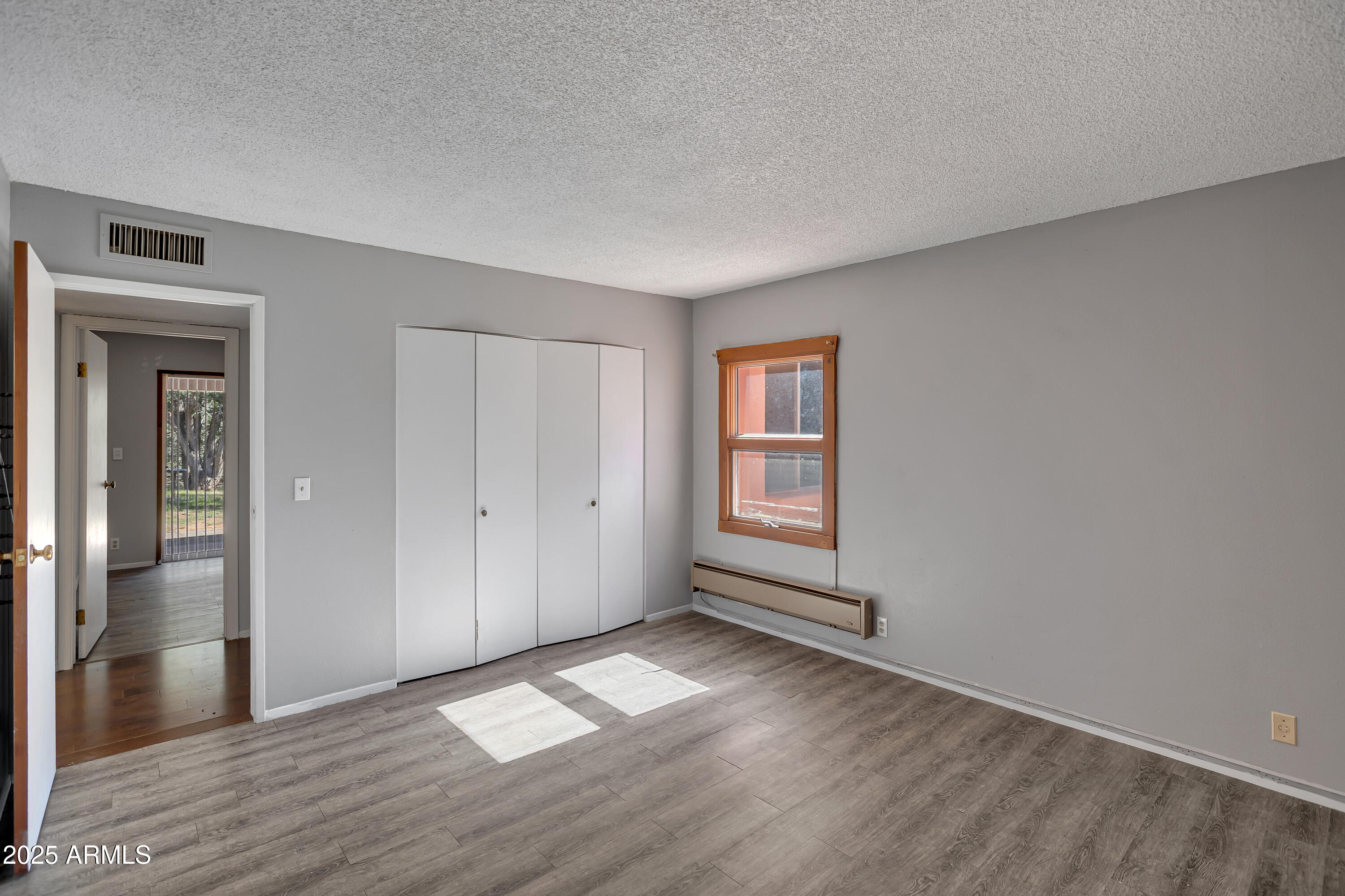 255 QUAIL HOLLOW Drive