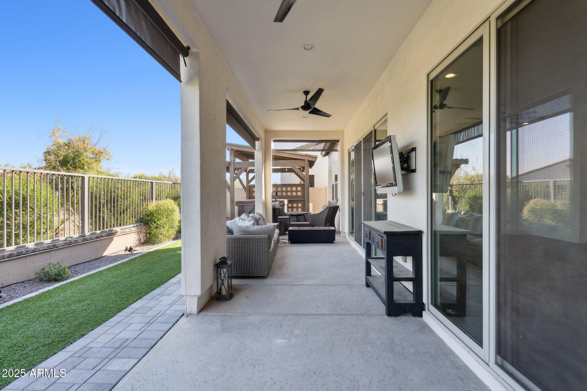 11249 N BLAKELY Street