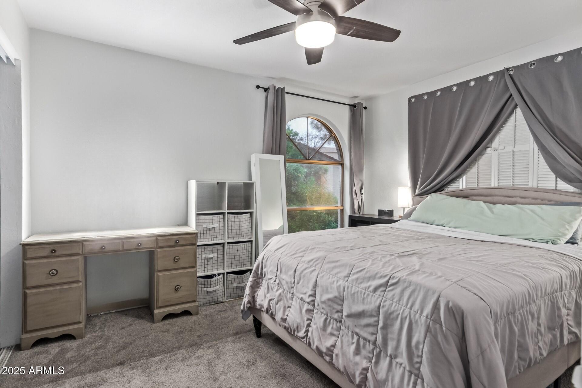 1717 E UNION HILLS Drive 1054