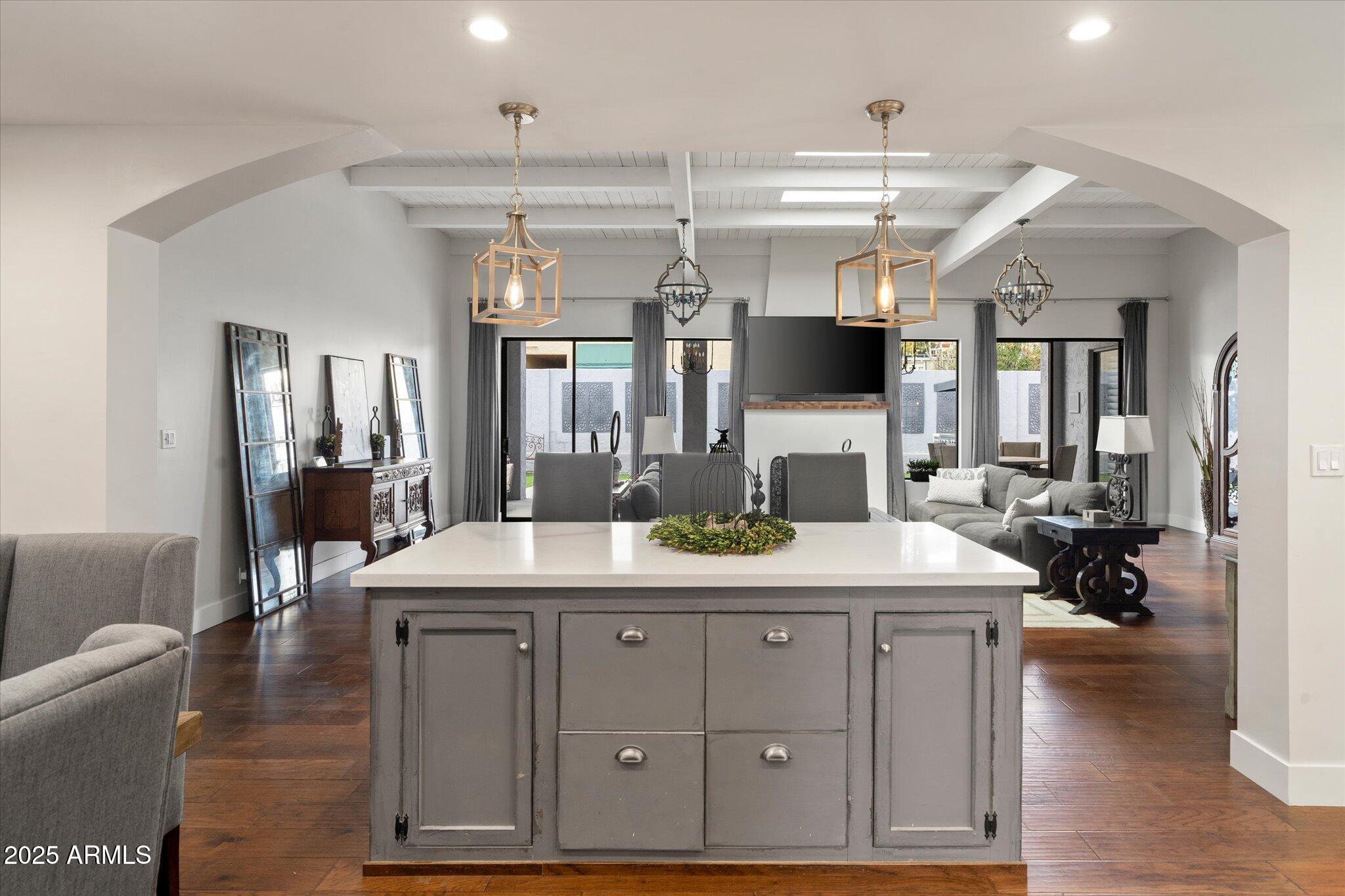 6333 N SCOTTSDALE Road Unit: 5