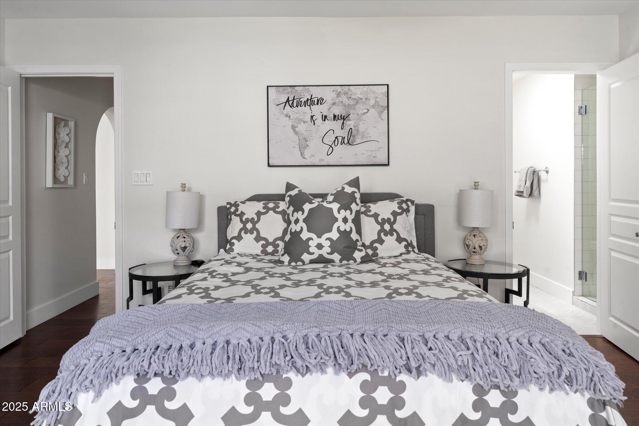 6333 N SCOTTSDALE Road Unit: 5