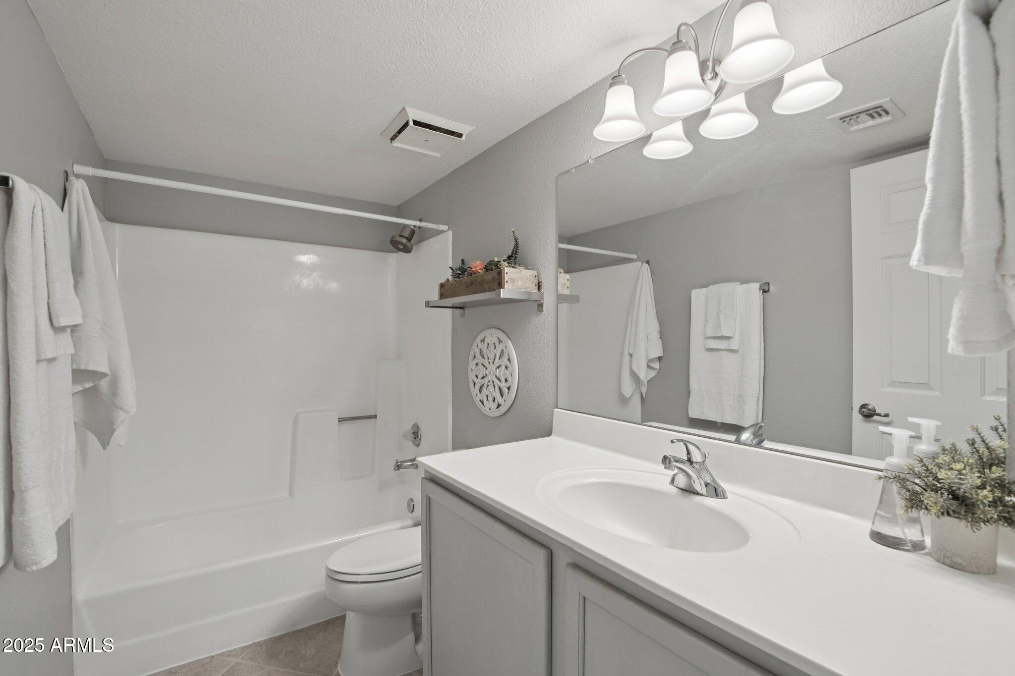 1720 E THUNDERBIRD Road 2024