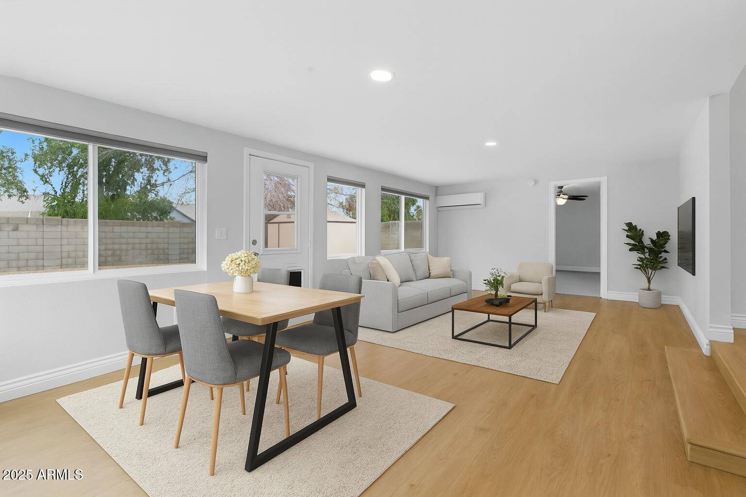 2030 W PORTOBELLO Avenue