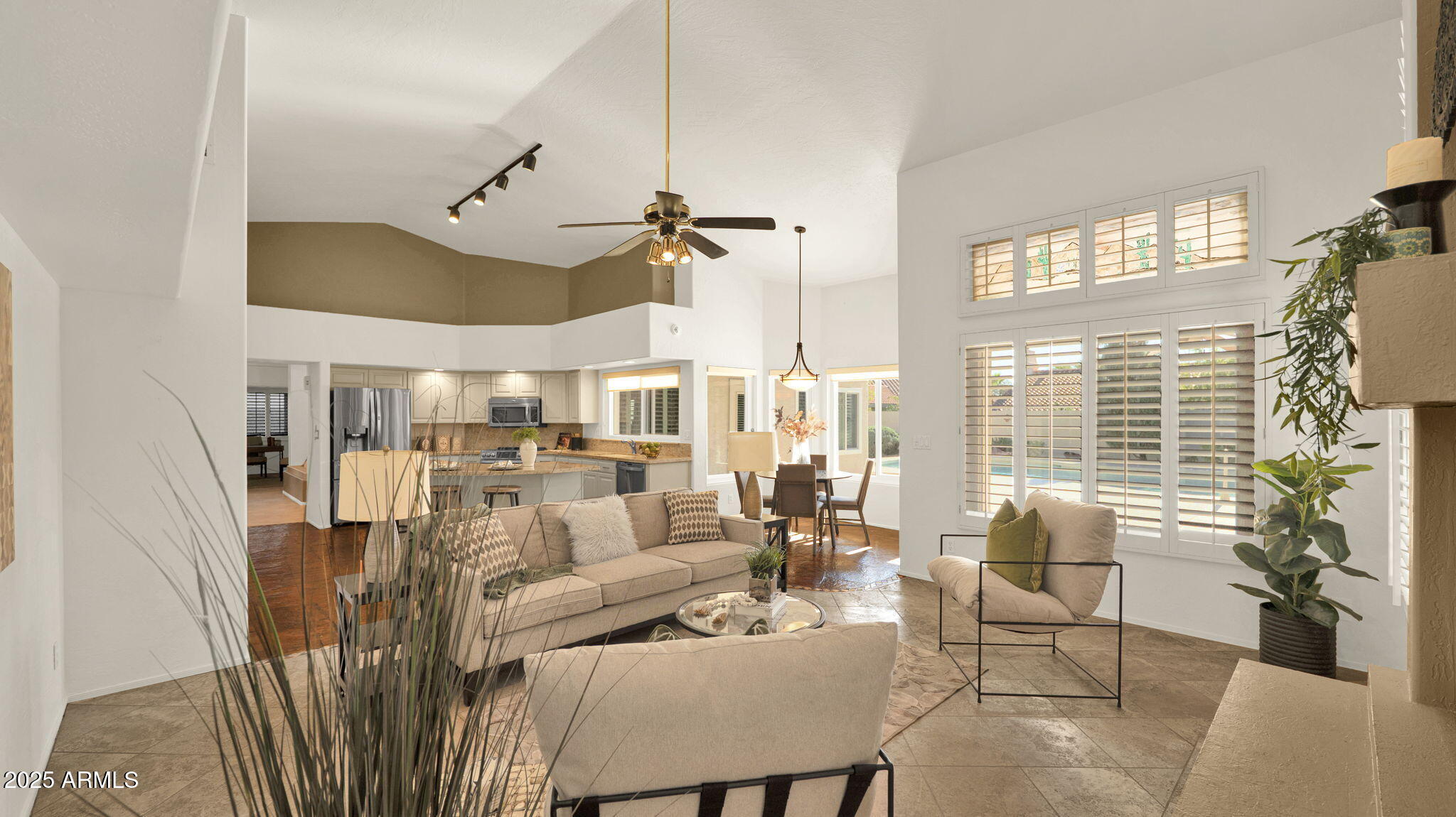 2545 E CATHEDRAL ROCK Drive