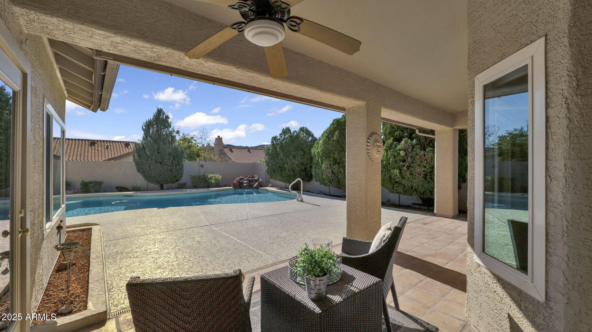 2545 E CATHEDRAL ROCK Drive