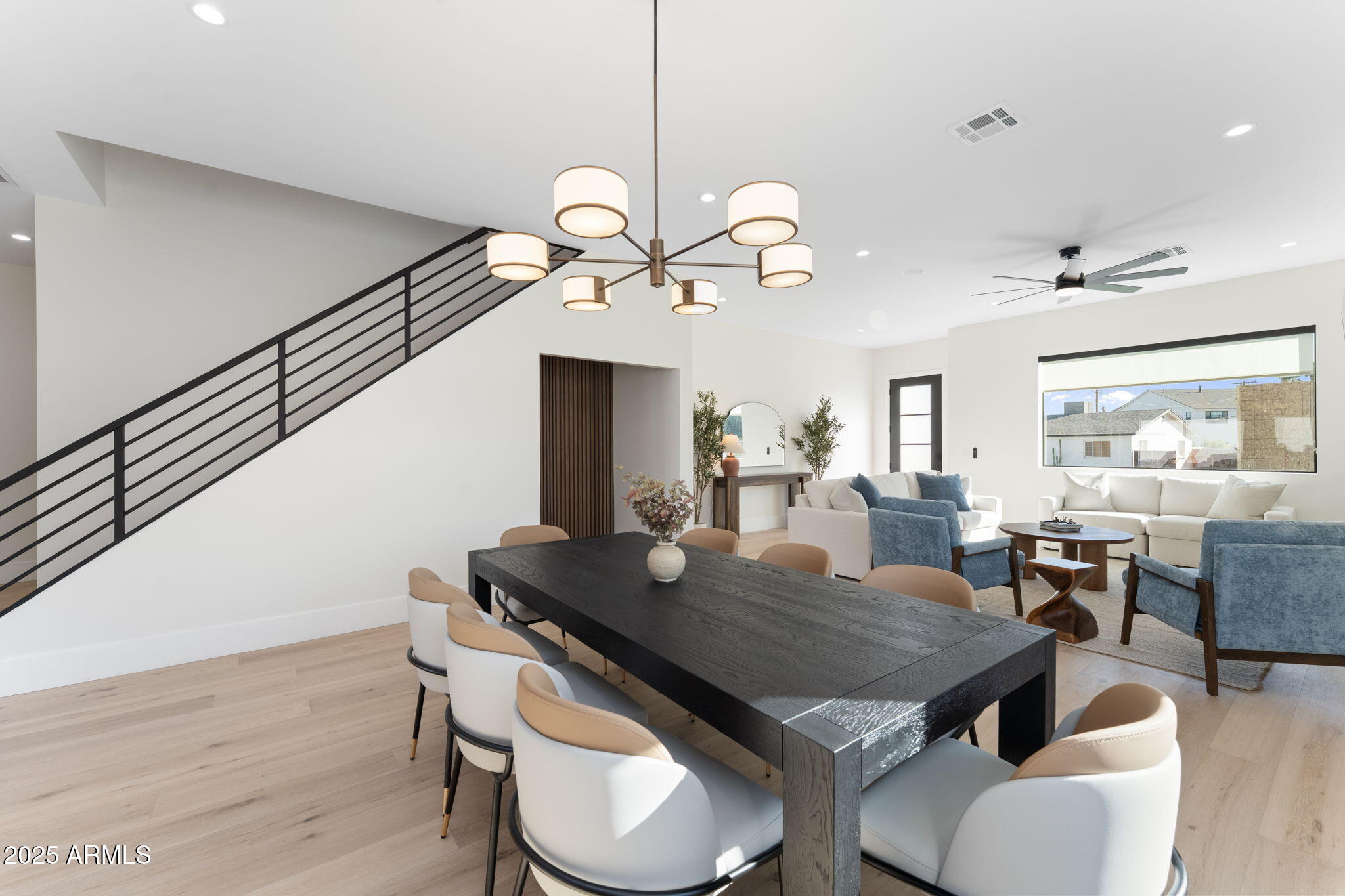 4546 E CAMPBELL Avenue