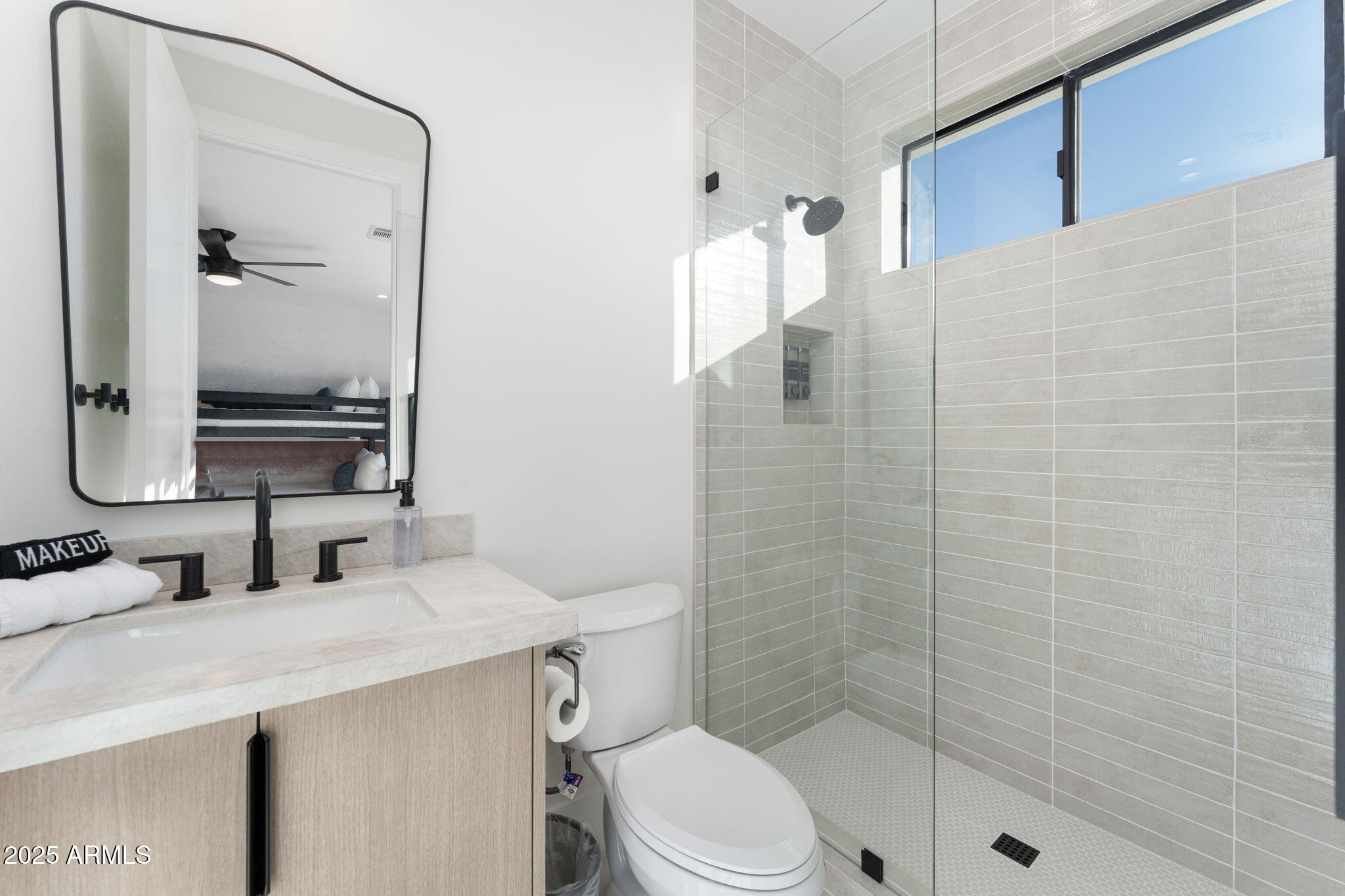 4546 E CAMPBELL Avenue