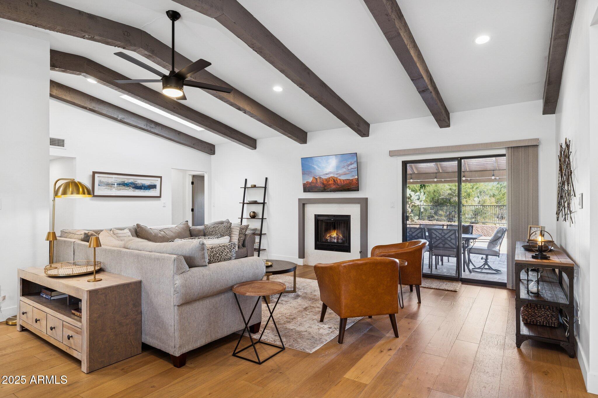 2044 E SMOKETREE Drive