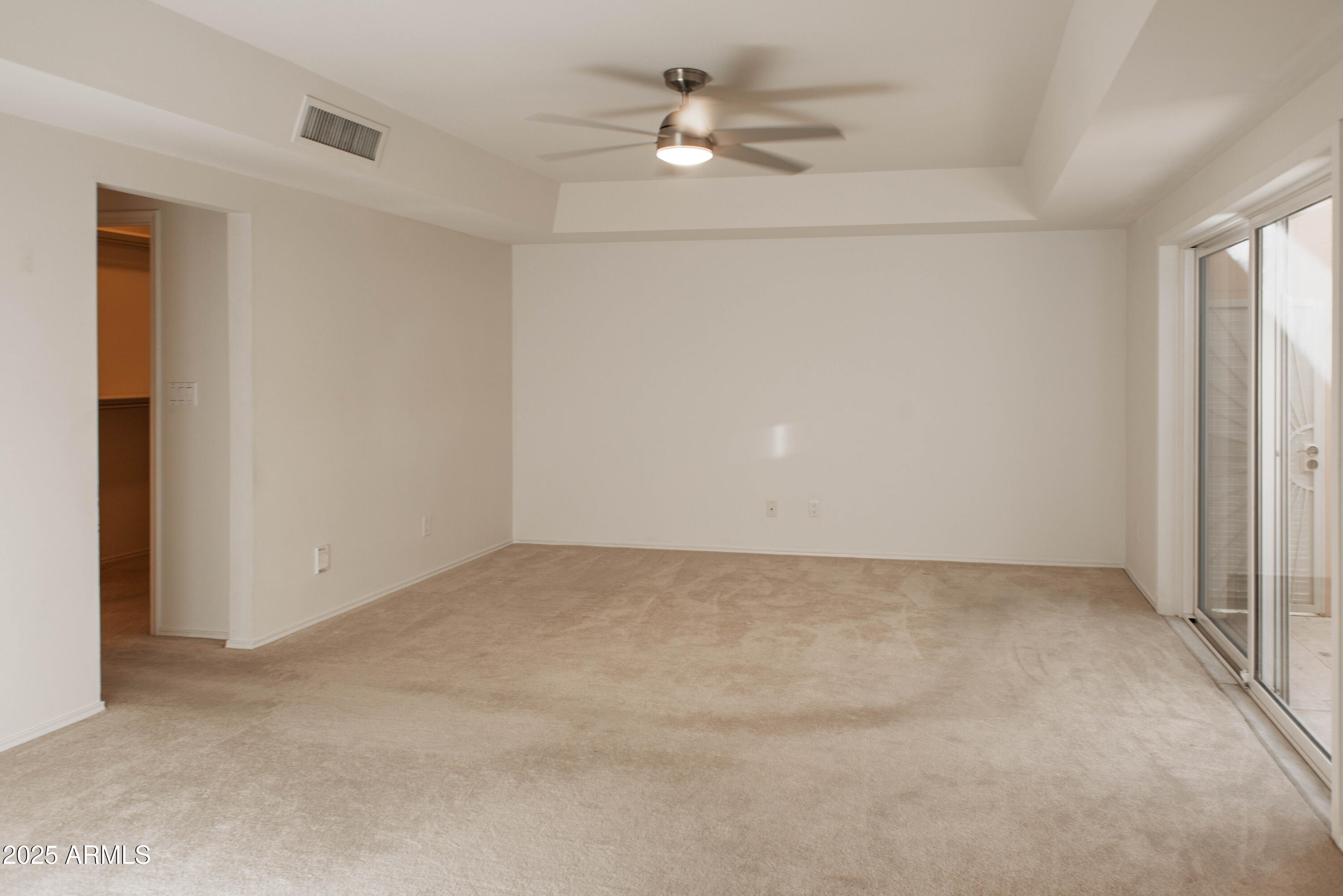 6945 E GLENROSA Avenue