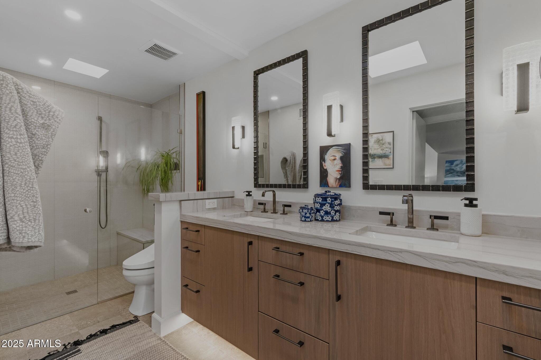 8749 E VIA DE DORADO