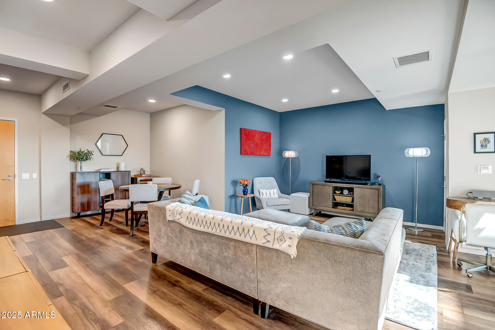 7161 E RANCHO VISTA Drive 6003