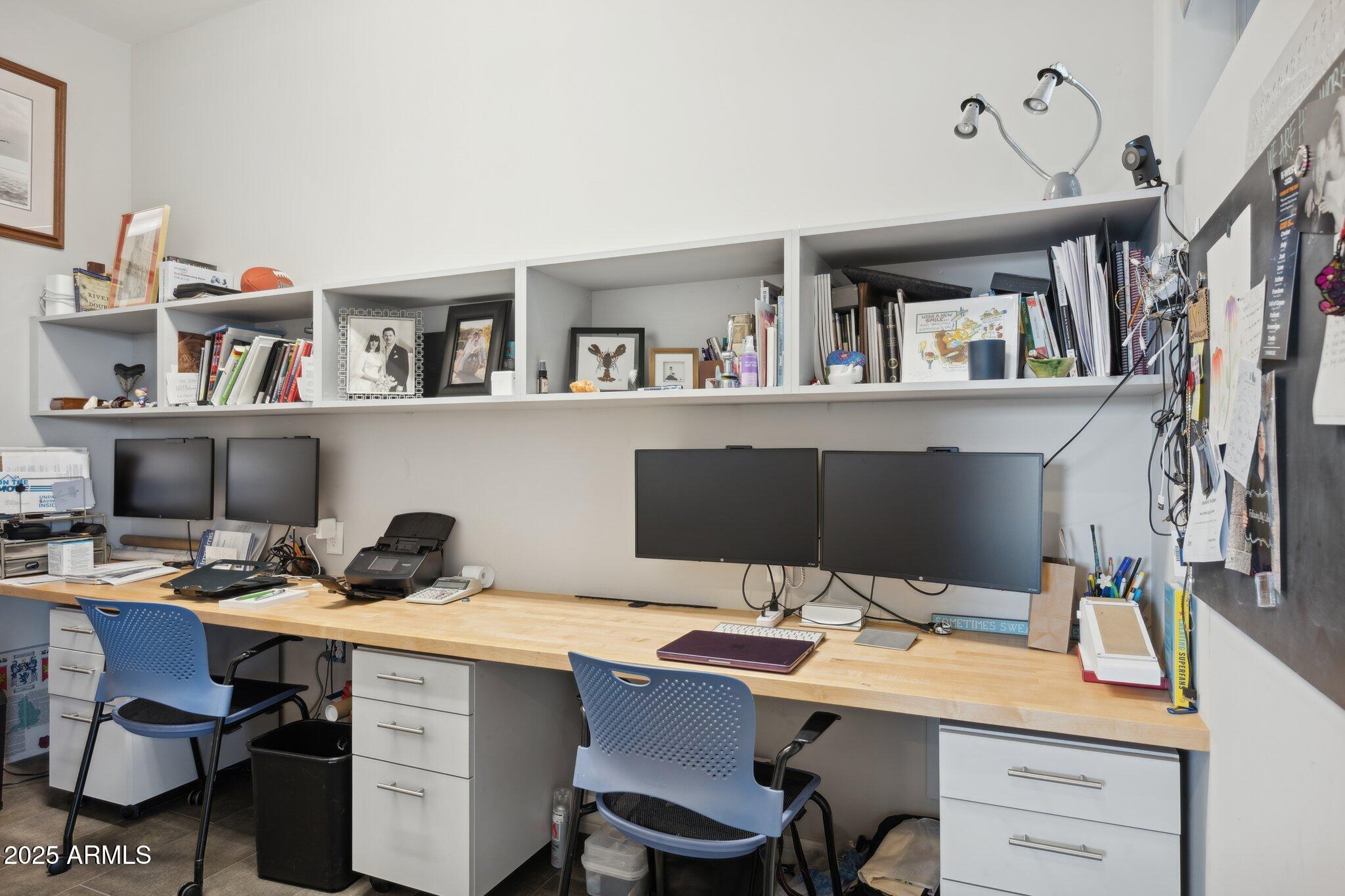 5237 E MONTGOMERY Road