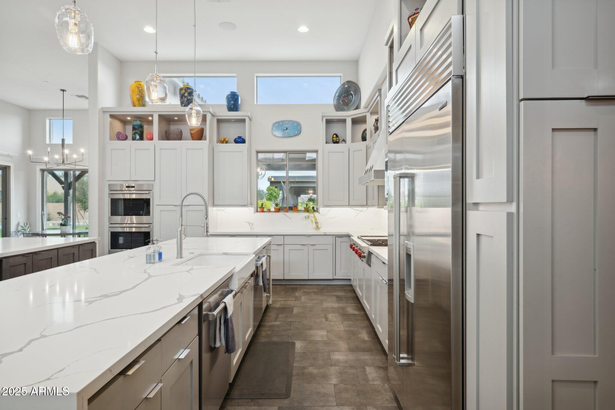 5237 E MONTGOMERY Road