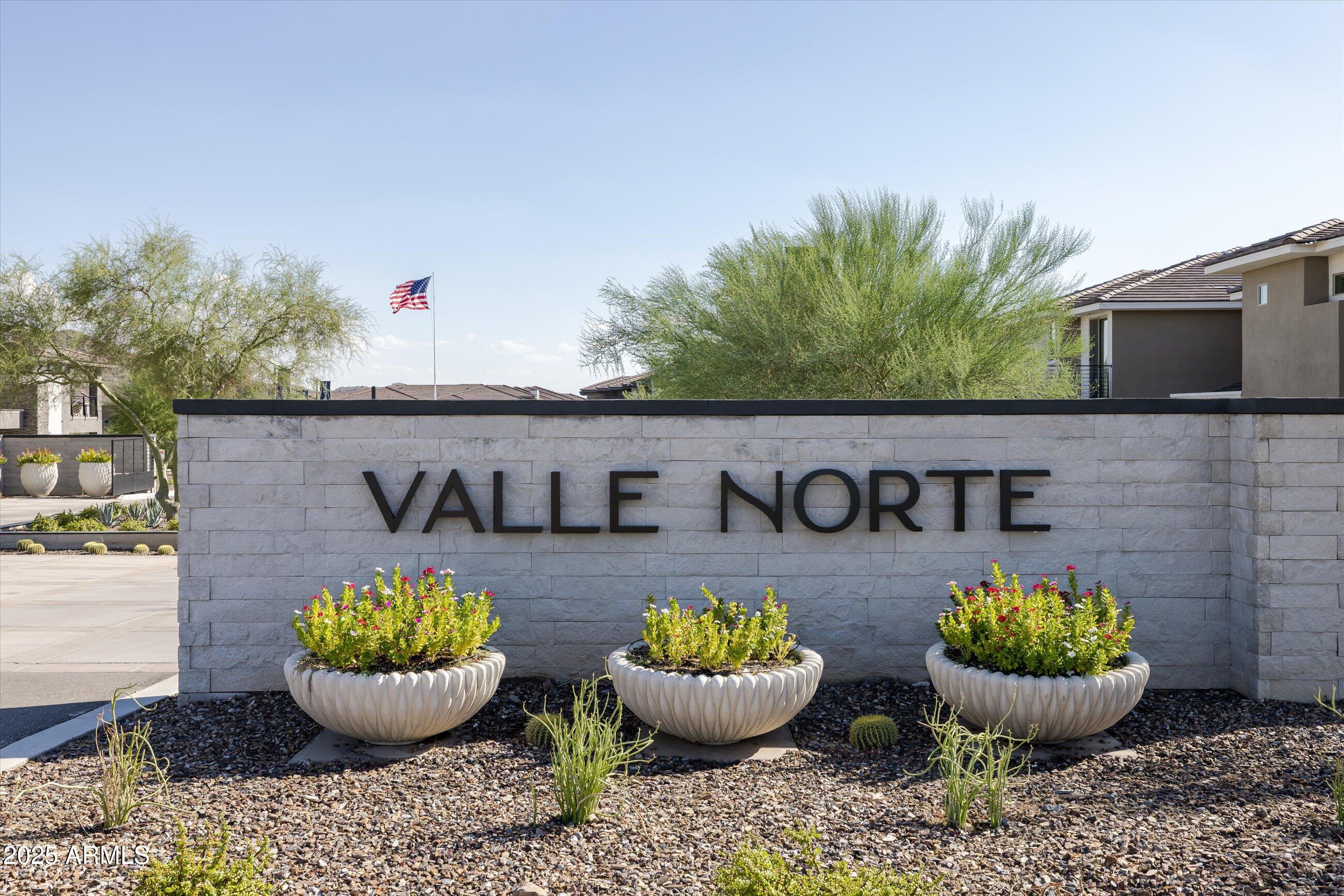 2121 W Sonoran Desert Drive 8