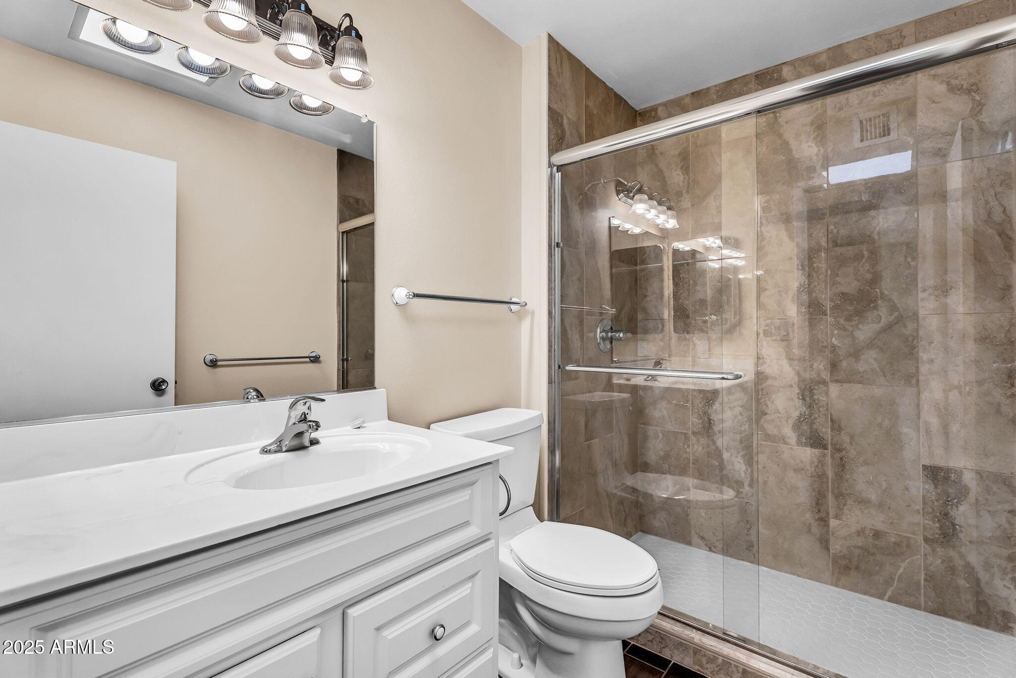 13621 N EMBERWOOD Drive