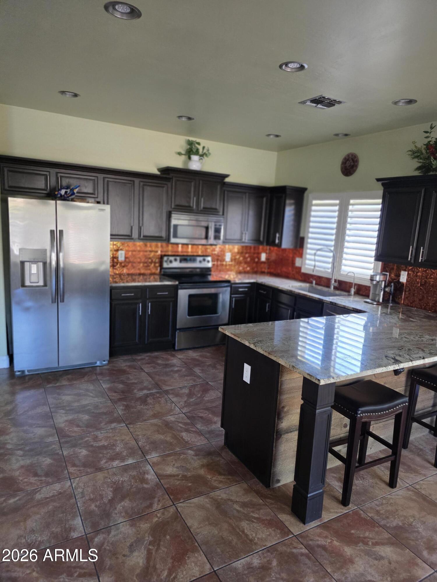 1938 E LOS ALAMOS Street